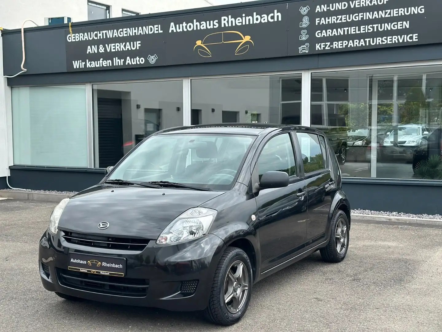 Daihatsu Sirion 1.3 GANZJAHRESREIFEN NEU/KLIMA/SERVO/ Schwarz - 1