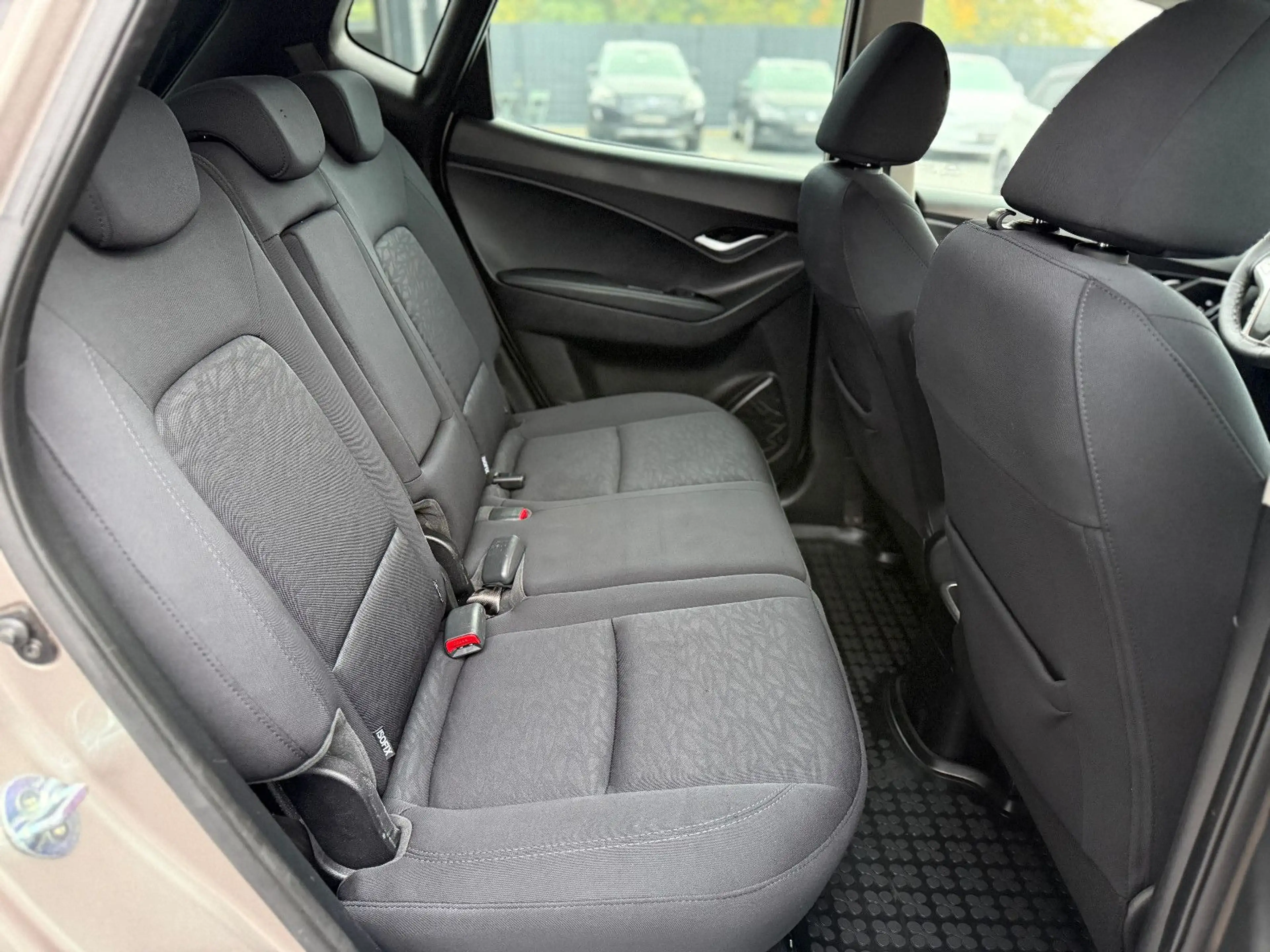 Hyundai iX20 1.6YES! Plus*Automatik*Klima*Kamera*AHK*SHZ — photo 14