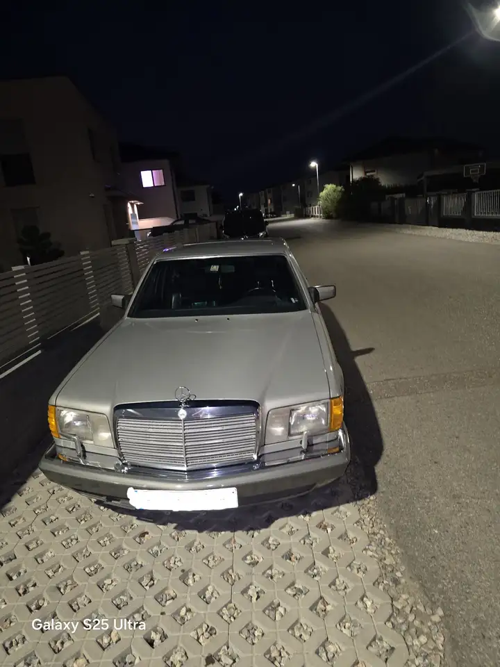 Mercedes-Benz 560 SEL Aut., foto 12