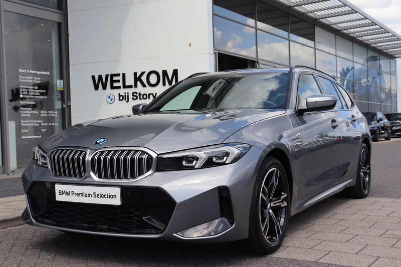 BMW 330 3 Serie Touring 330e M Sport Automaat / Trekhaak / — photo 5