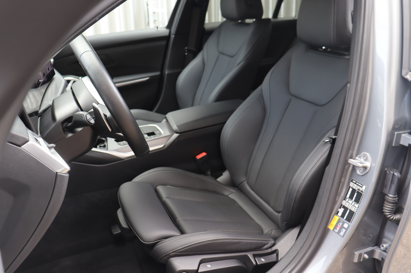 BMW 330 3 Serie Touring 330e M Sport Automaat / Trekhaak / — photo 4