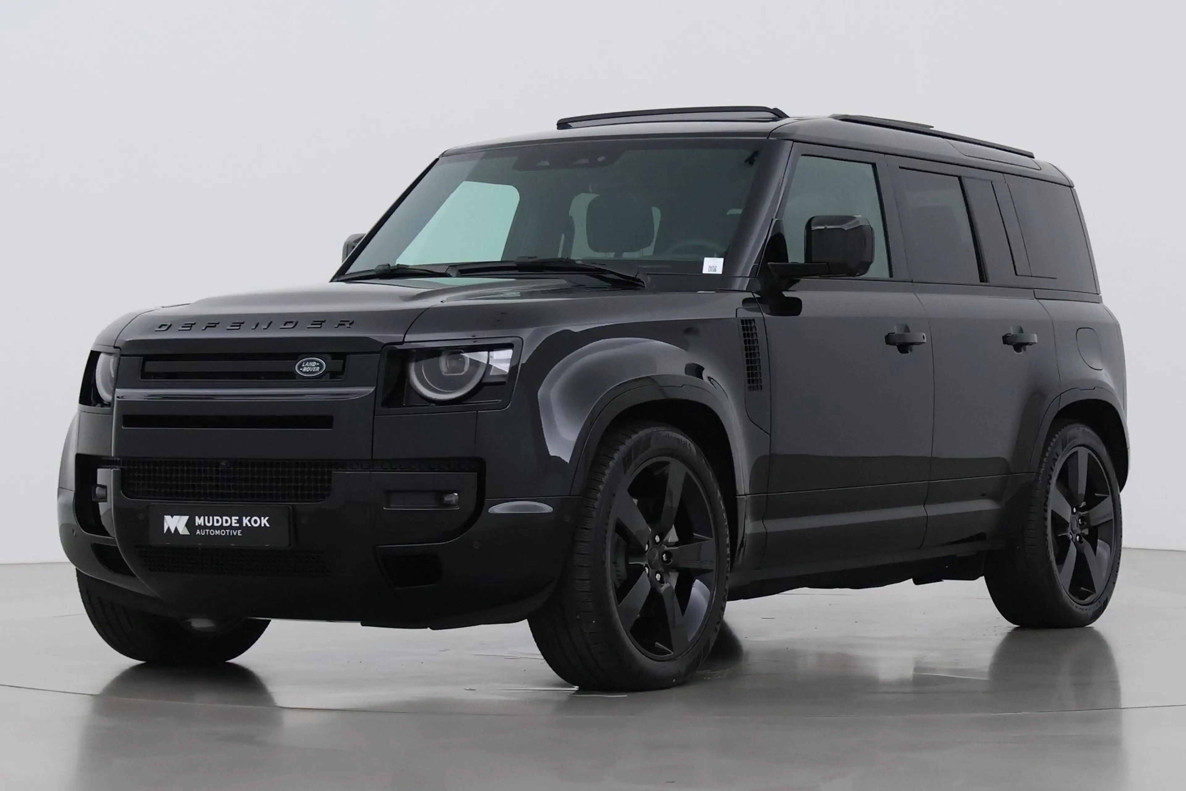 Land Rover Defender 2.0 P300e 110 X-Dynamic HSE | 6-Persoons | Meridia — photo 8