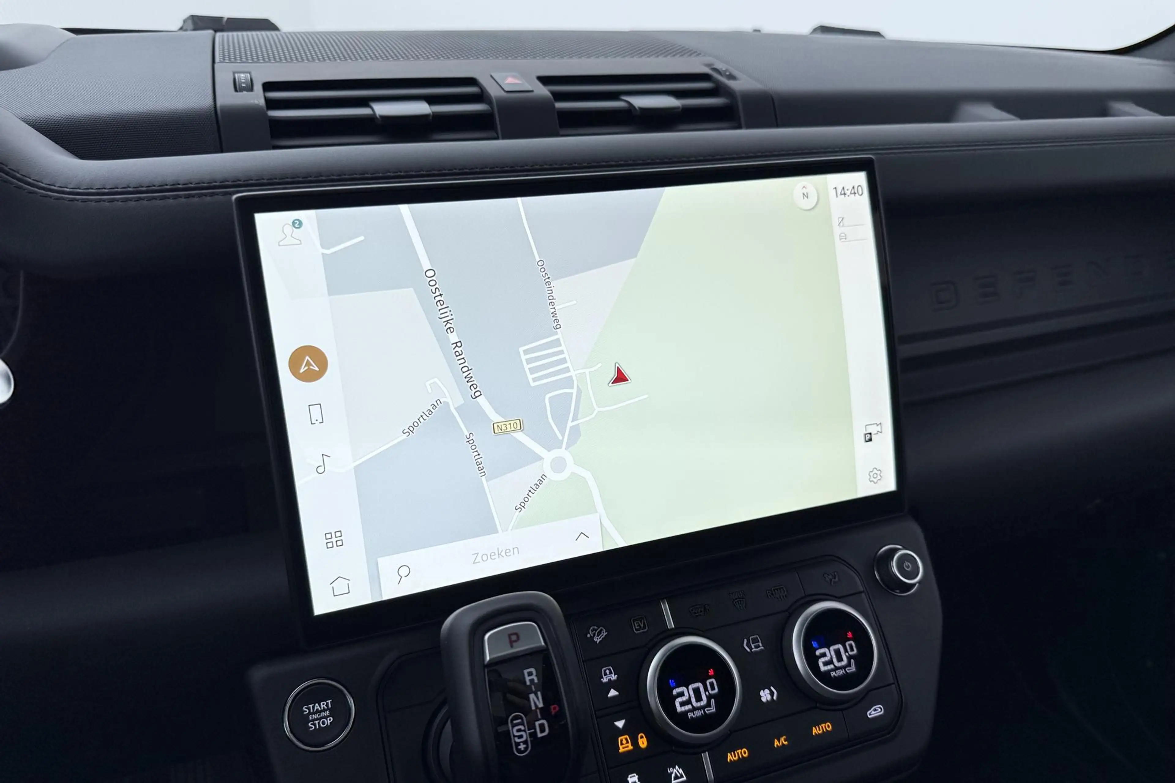 Land Rover Defender 2.0 P300e 110 X-Dynamic HSE | 6-Persoons | Meridia — photo 25
