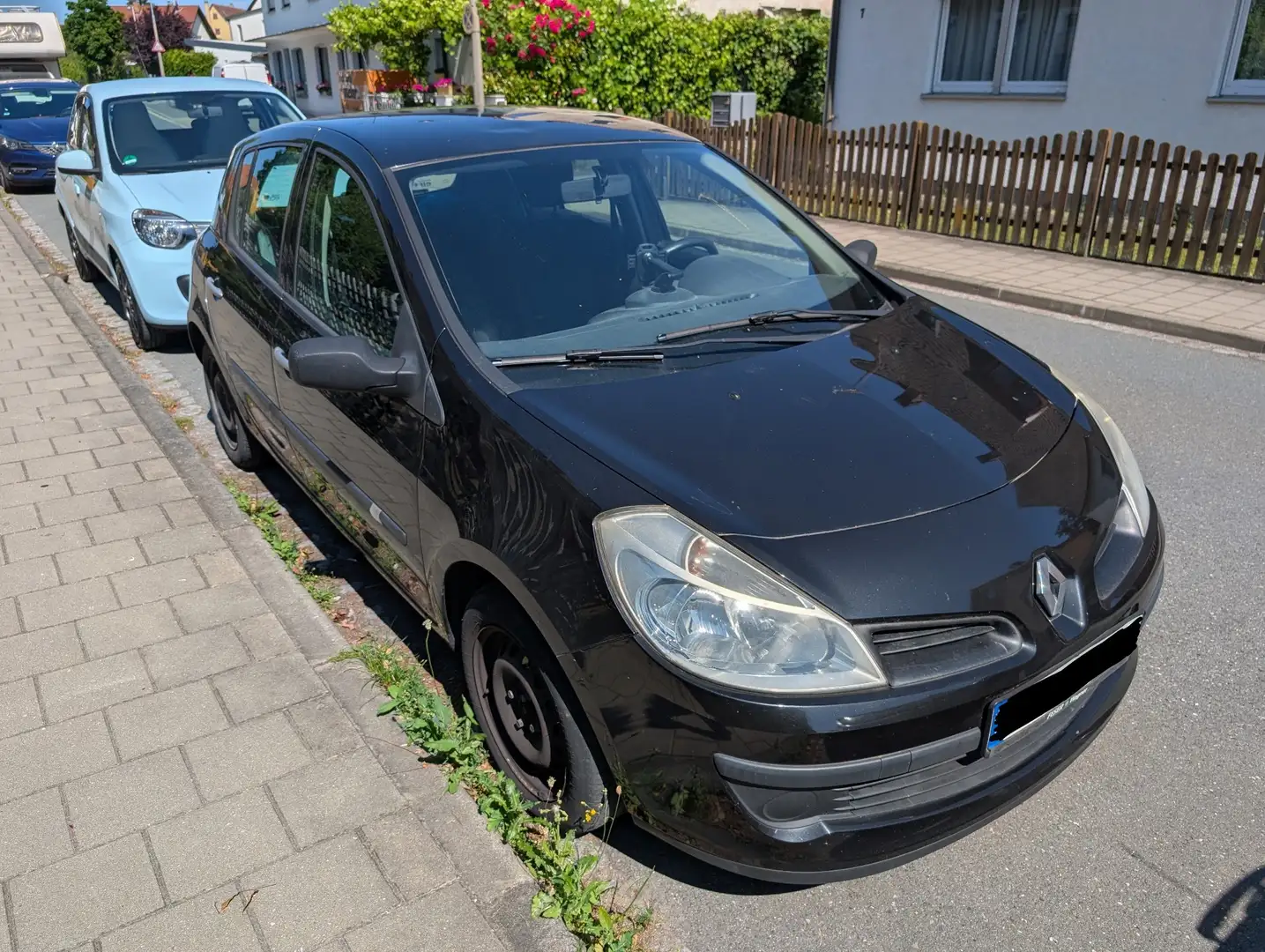 Renault Clio Extreme Schwarz - 1