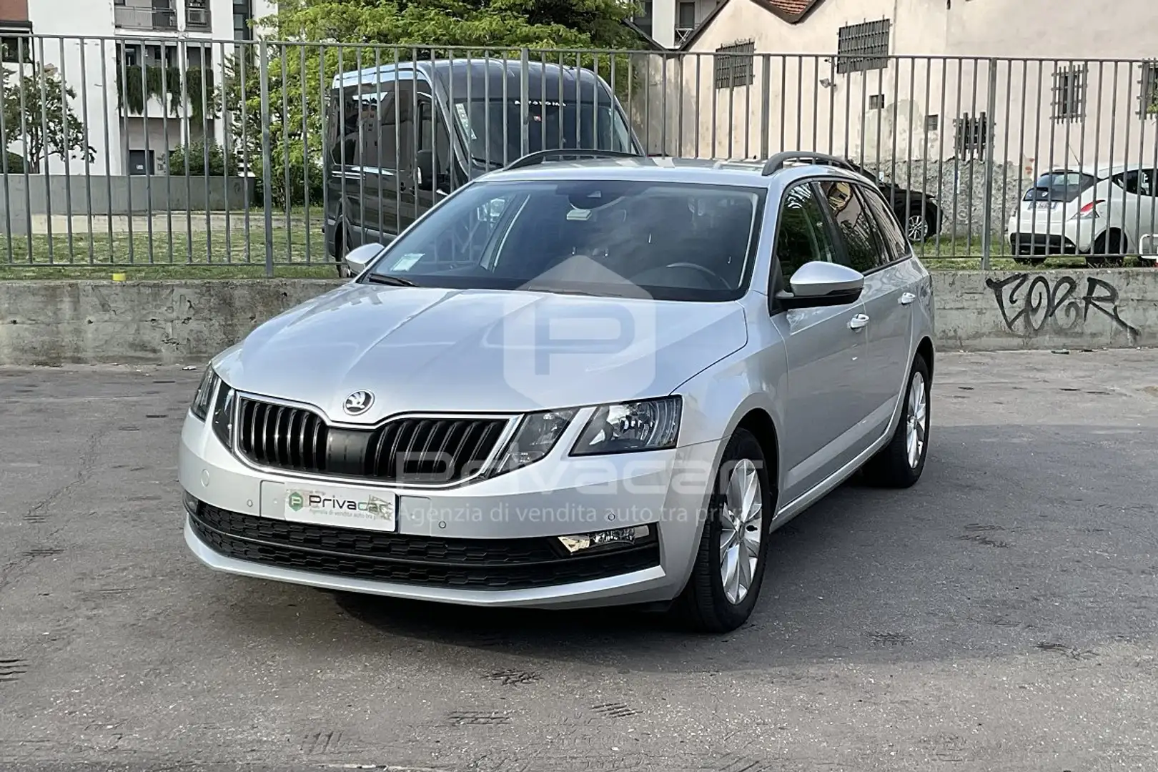 Skoda Octavia Octavia 1.6 TDI CR 115 CV Wagon Executive Argent - 1