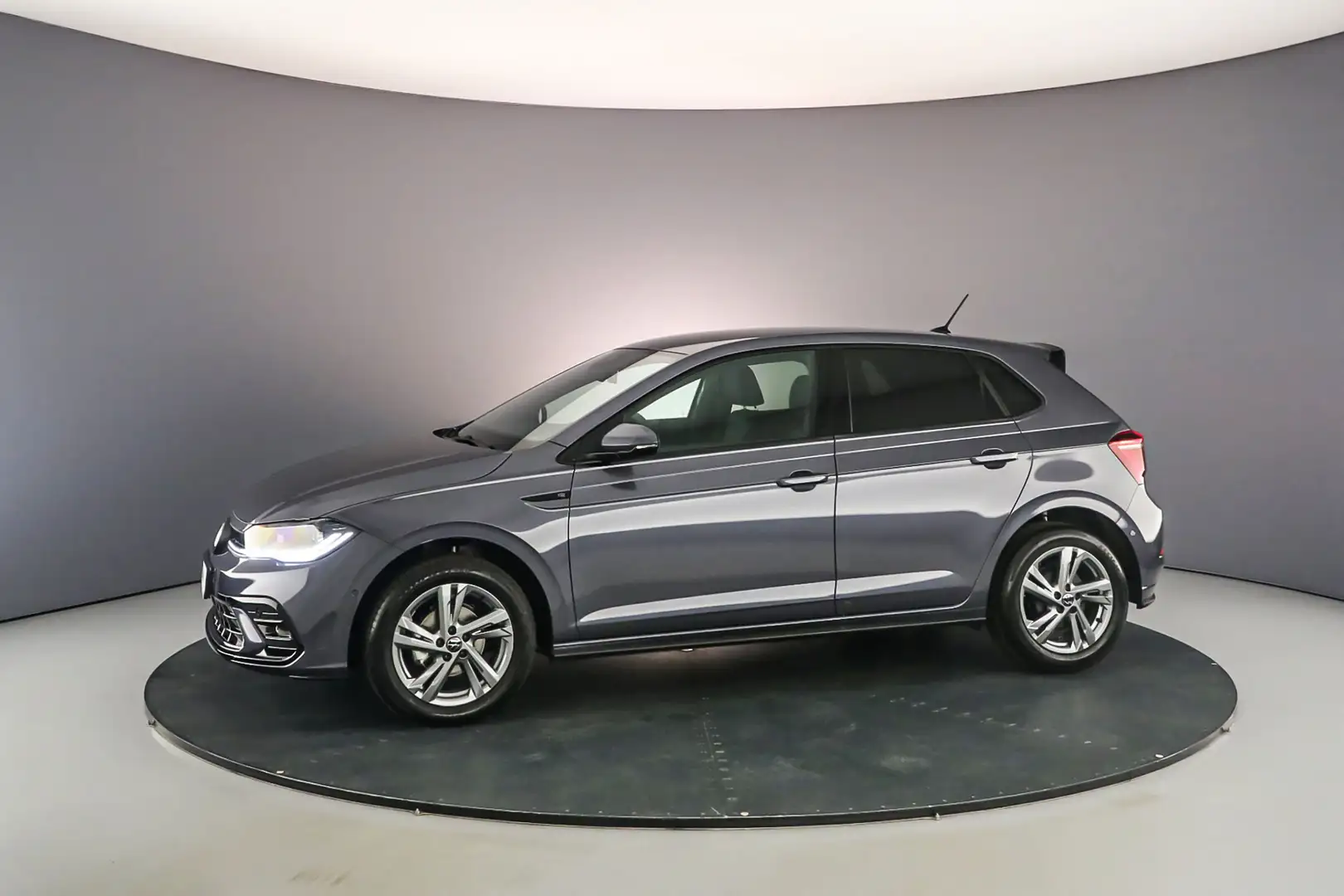 Volkswagen Polo 1.0 TSI 95pk R-Line Edition Grijs - 2