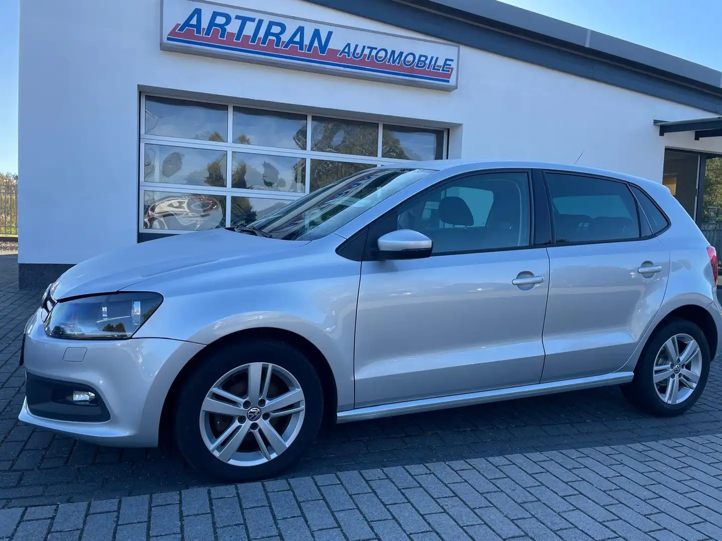 Volkswagen Polo Comfortline Silber - 1