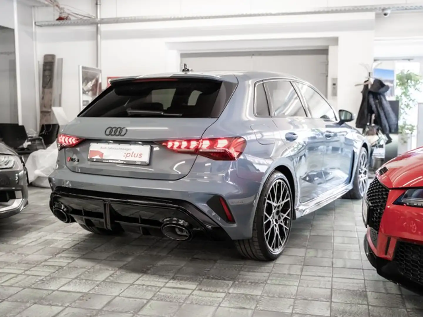 Audi RS3 Sportback Matrix LED Navi+ SONOS Sportabgas. Dä... Grigio - 2