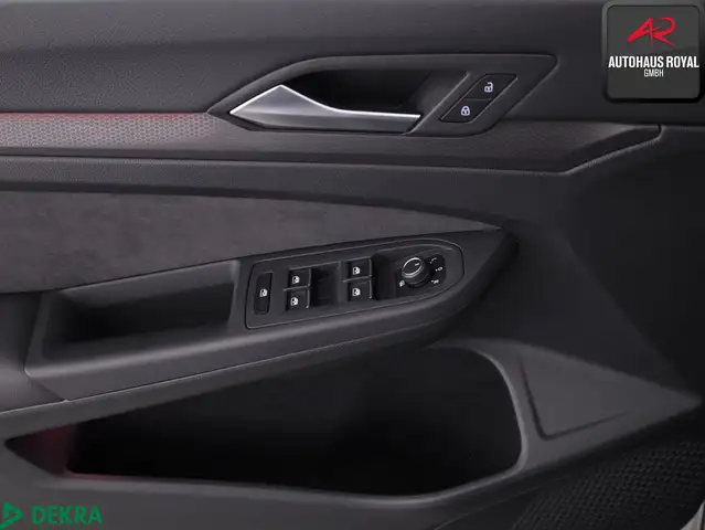 Volkswagen Golf view 14