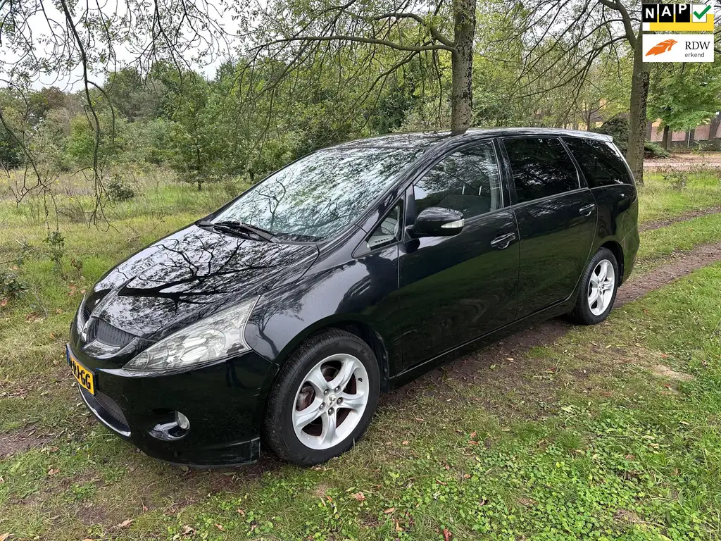 Mitsubishi Grandis 2005 из Европы — купить под ключ