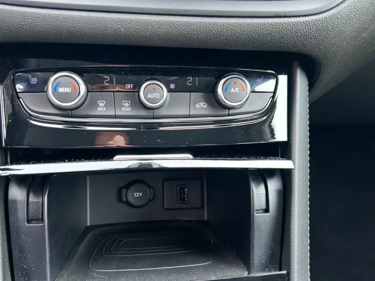 Opel Grandland X GS Navi Kamera Sitzheizung 13