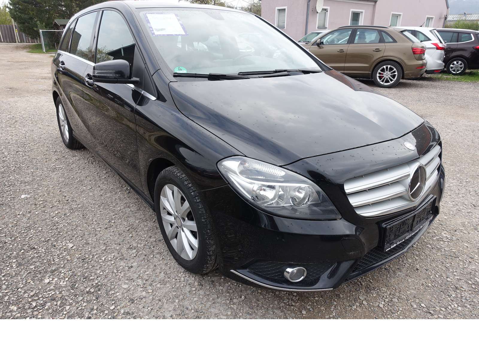 Second hand Mercedes Benz B-Class 180