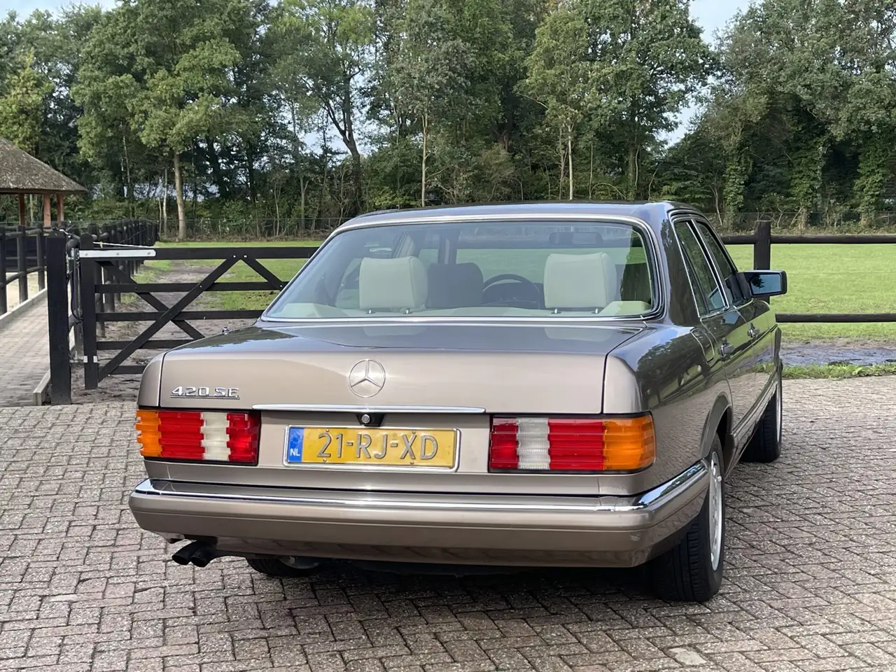 Mercedes-Benz S 420 SE W126 in zeer mooie staat, foto 6