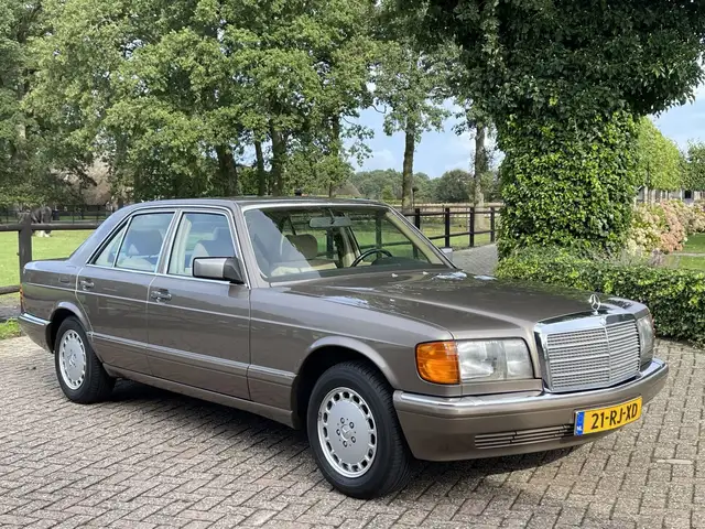 Mercedes-Benz S 420 SE W126 in zeer mooie staat
