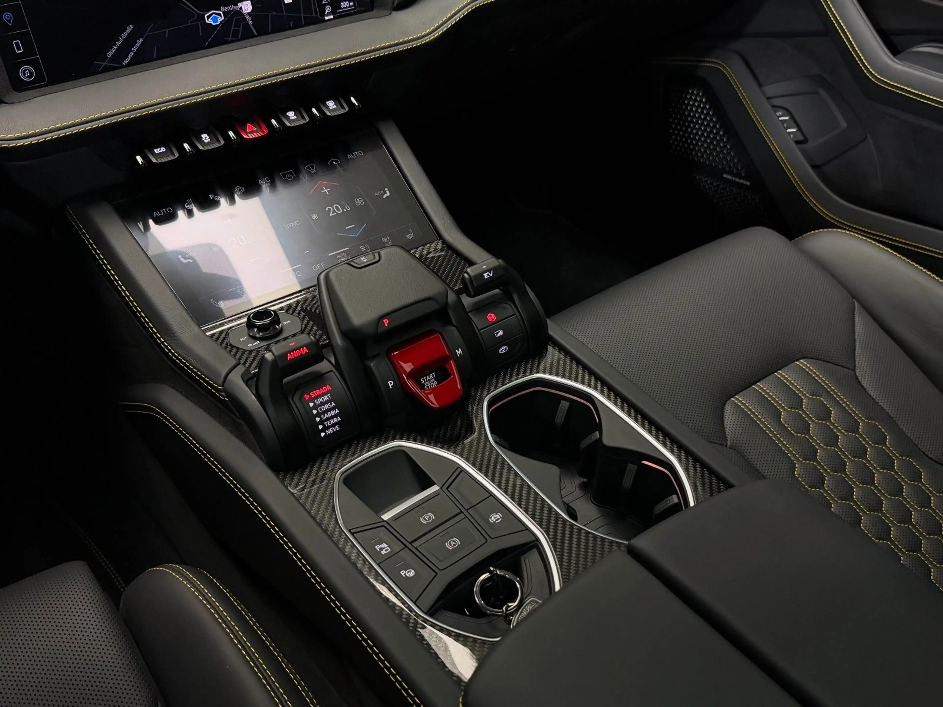 Lamborghini Urus 4.0 V8 PHEV SE Pano B&O Massage 360° Carbon — photo 14