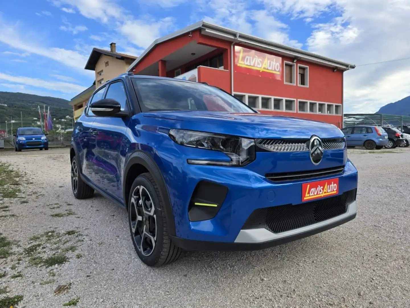 Citroen C3 PureTech 100 S&S Plus Blau - 1