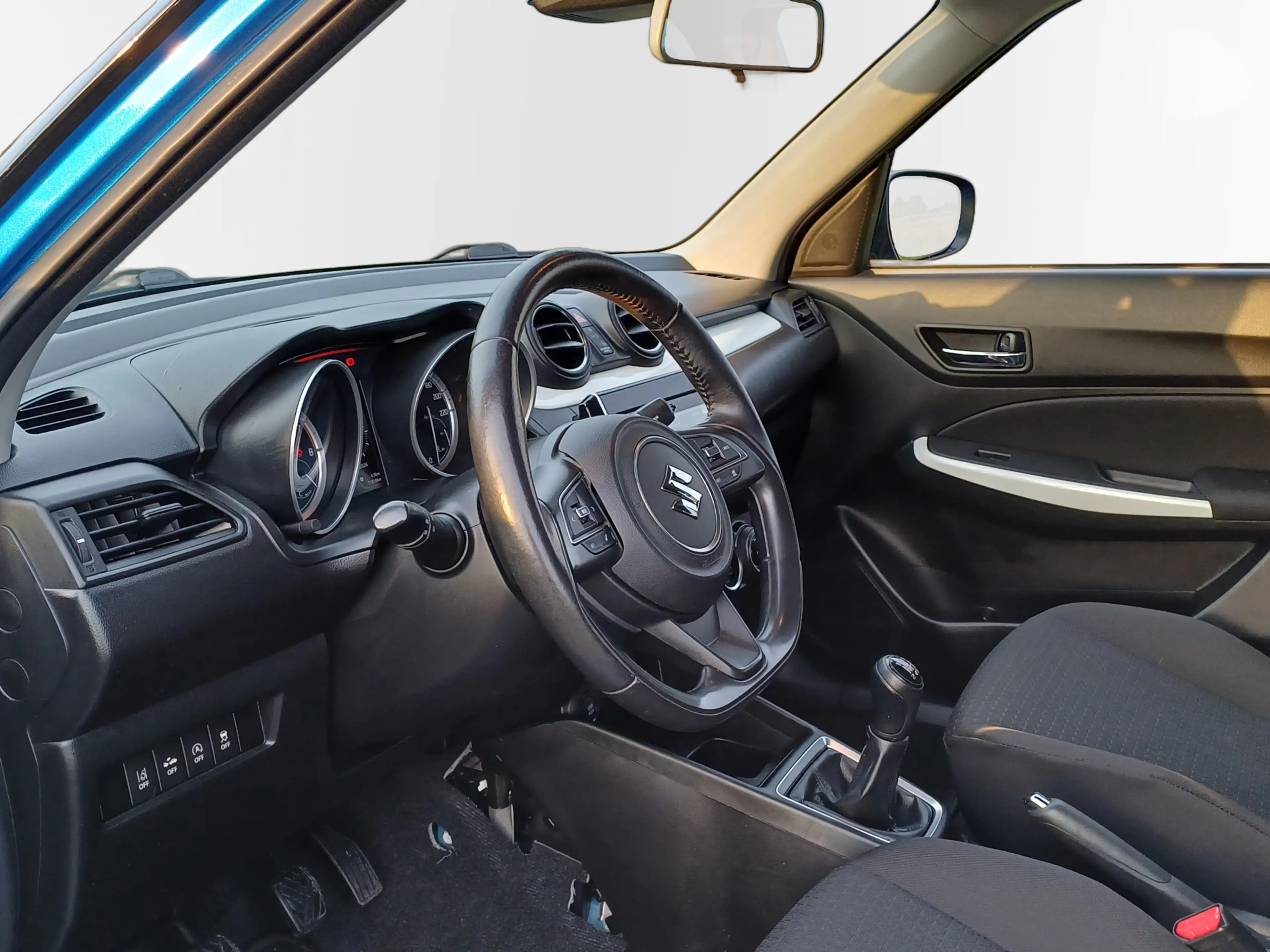 Suzuki Swift 1.0 Stijl Smart Hybrid /Clima/Cruise/Camera/Carpla — photo 18