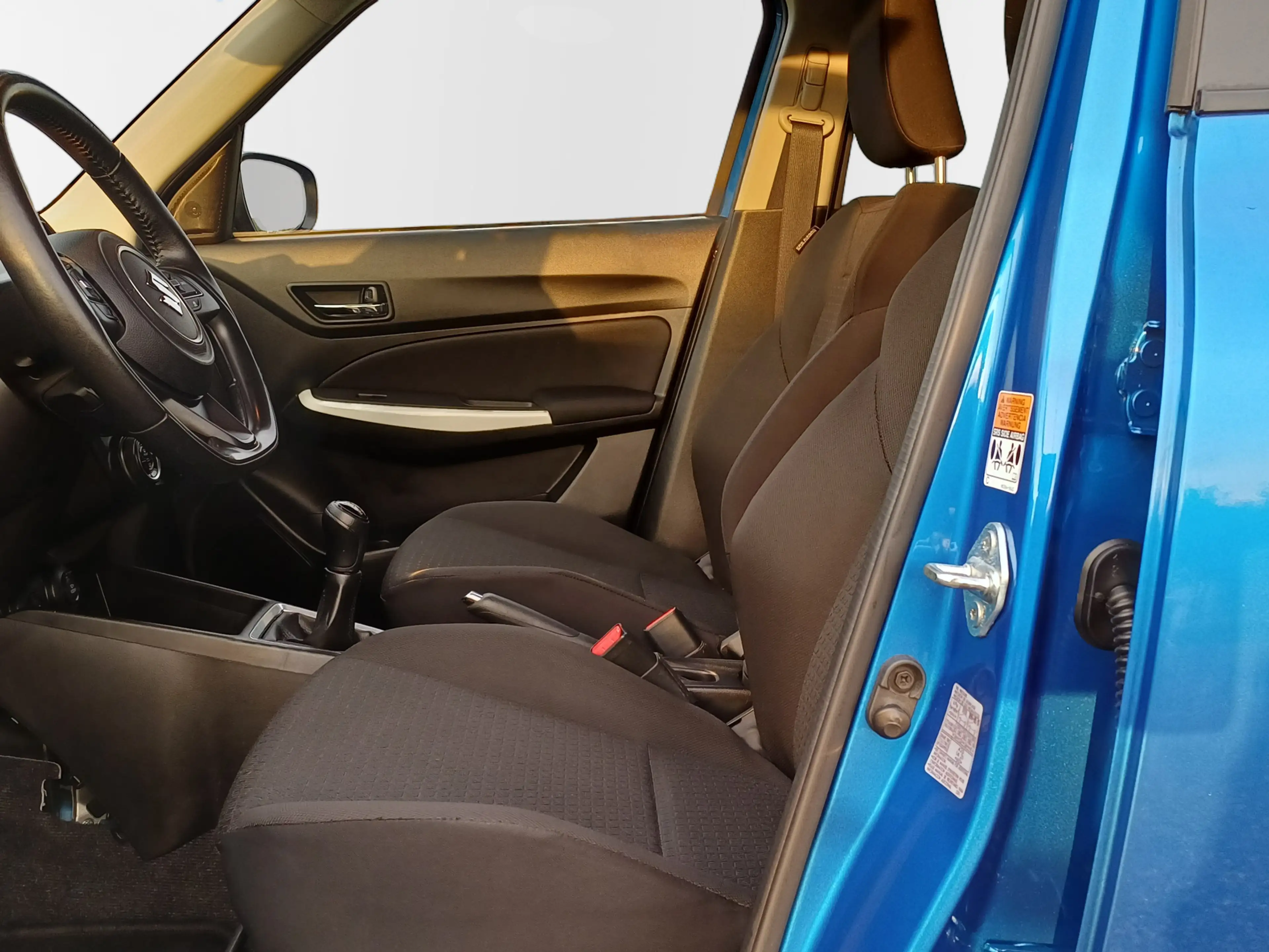 Suzuki Swift 1.0 Stijl Smart Hybrid /Clima/Cruise/Camera/Carpla — photo 19