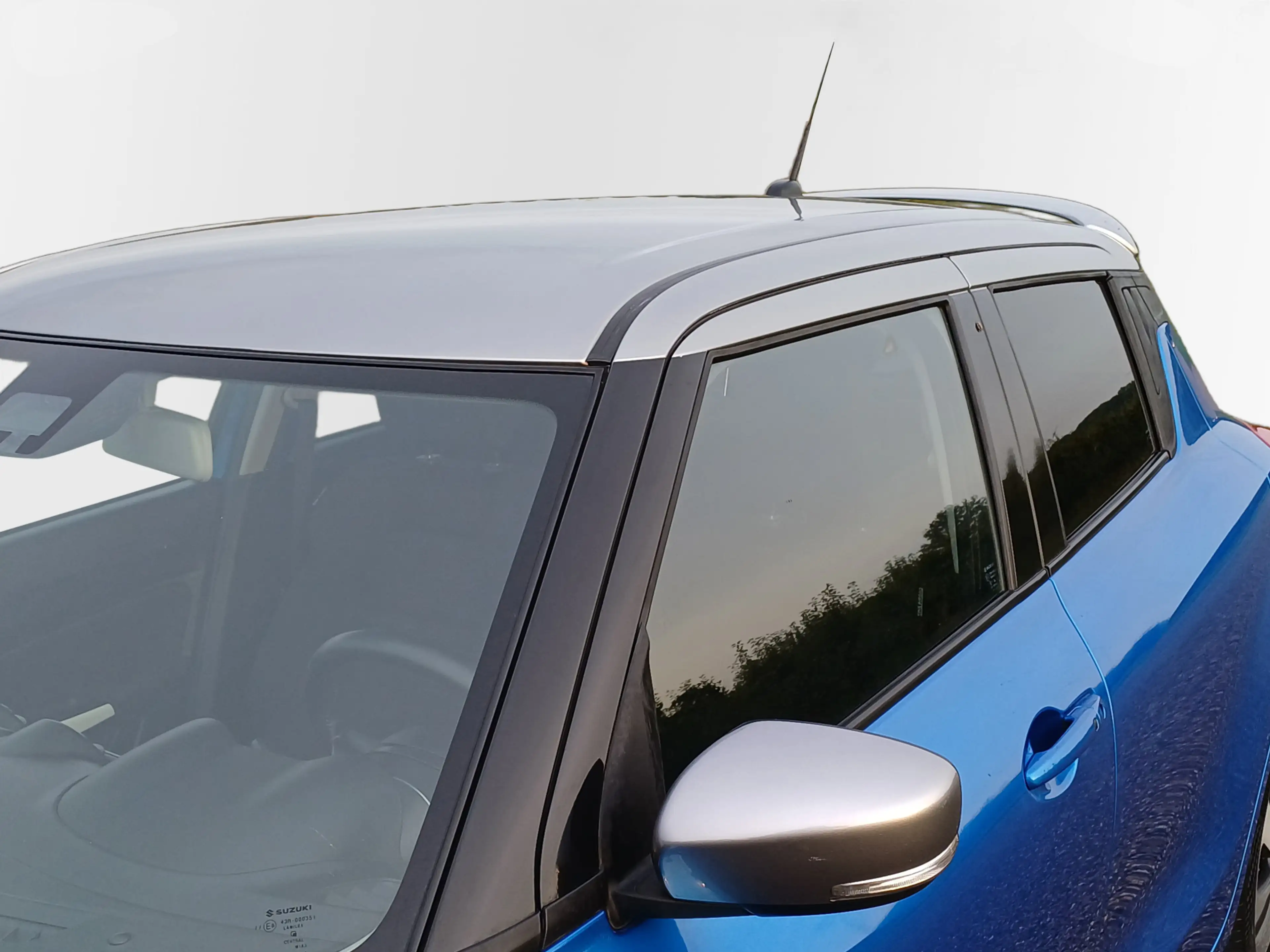 Suzuki Swift 1.0 Stijl Smart Hybrid /Clima/Cruise/Camera/Carpla — photo 11