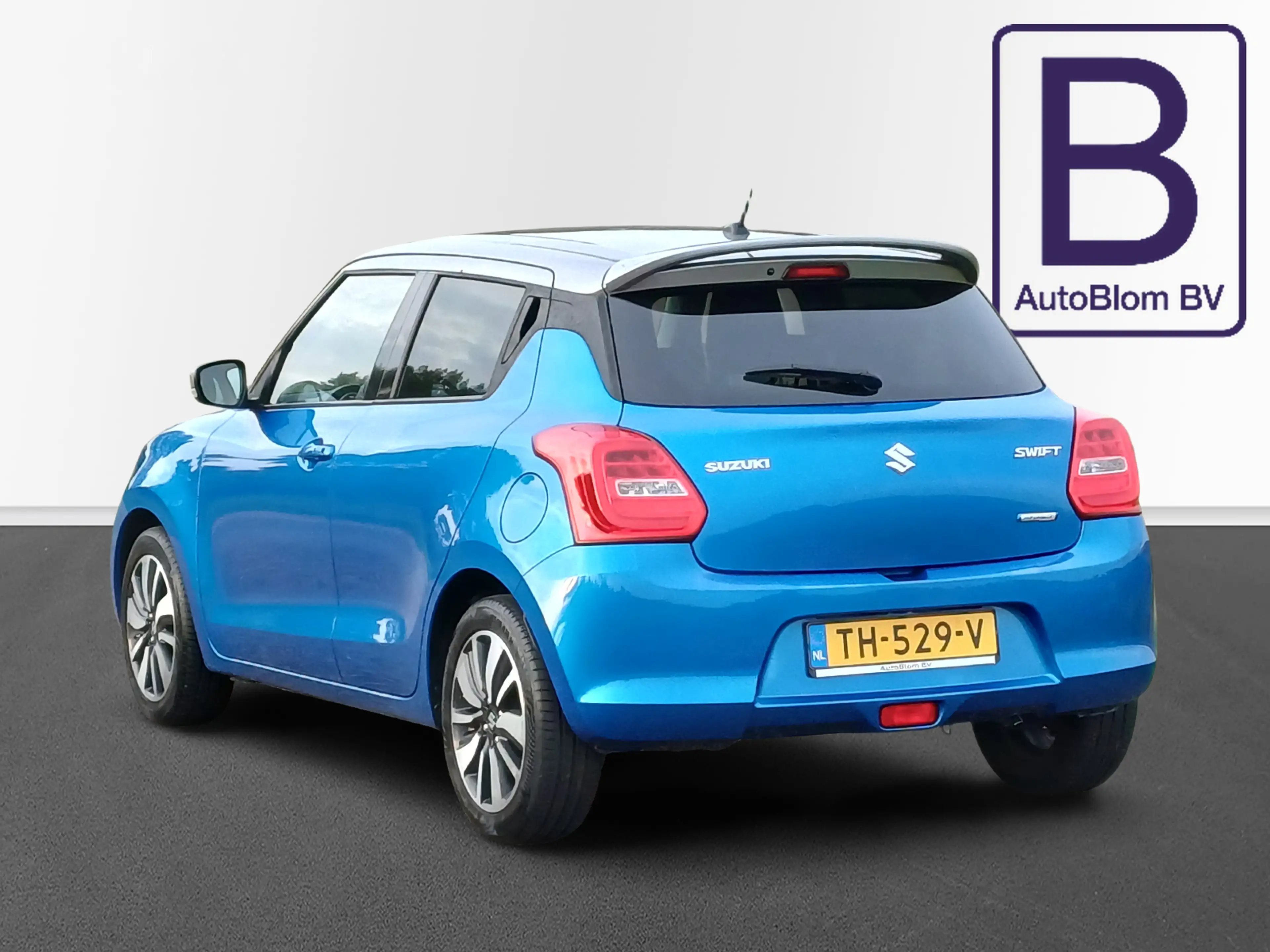 Suzuki Swift 1.0 Stijl Smart Hybrid /Clima/Cruise/Camera/Carpla — photo 8
