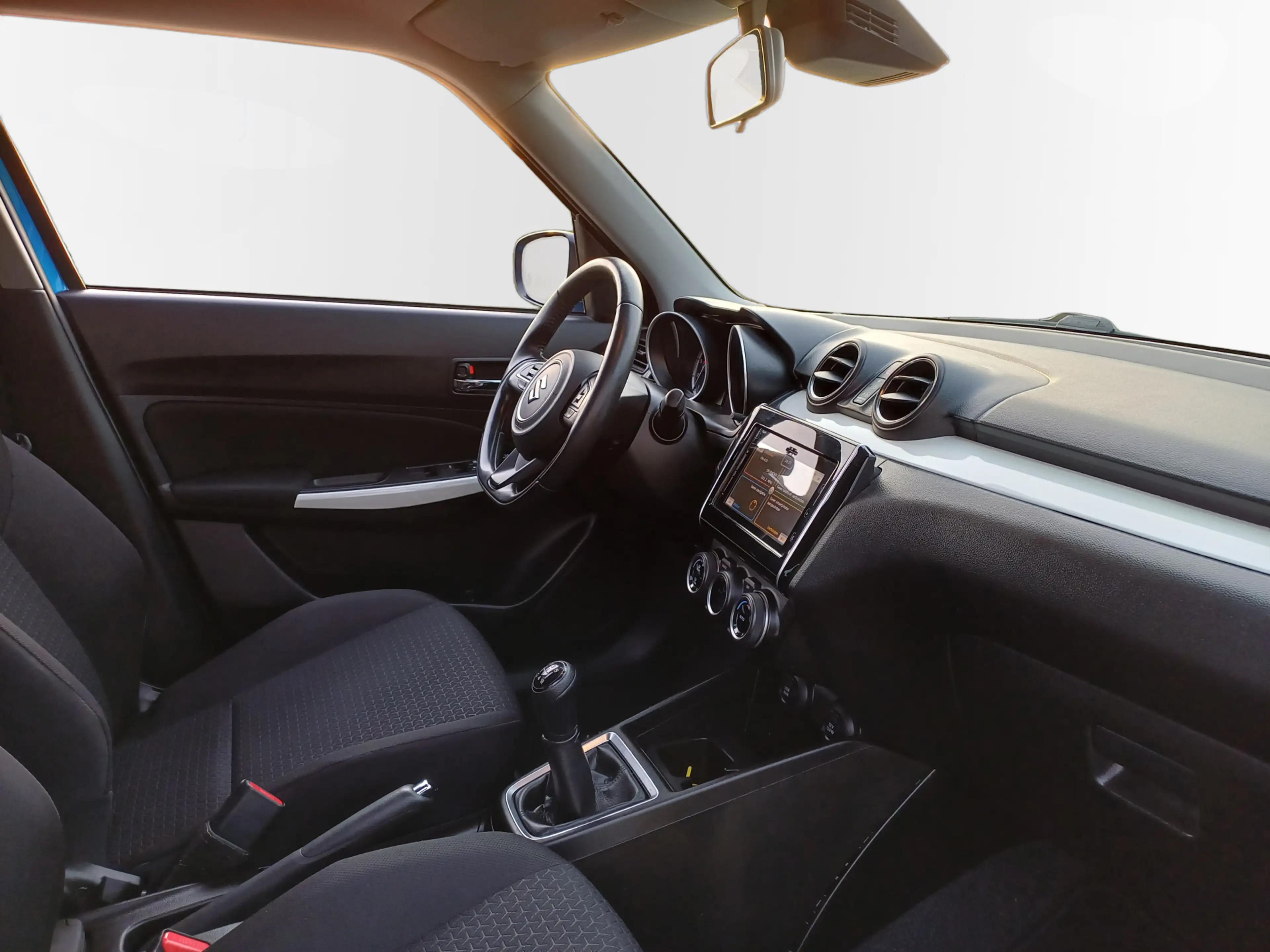 Suzuki Swift 1.0 Stijl Smart Hybrid /Clima/Cruise/Camera/Carpla — photo 27