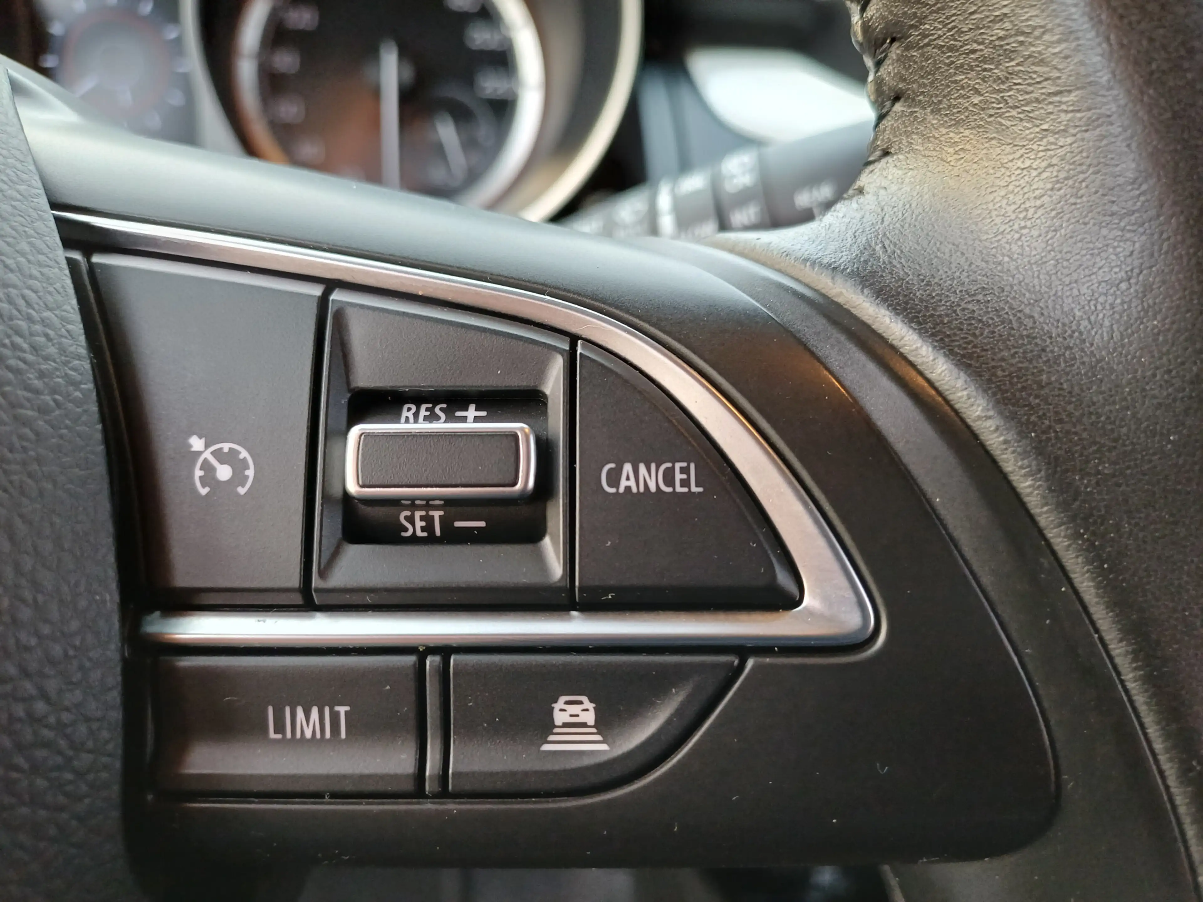Suzuki Swift 1.0 Stijl Smart Hybrid /Clima/Cruise/Camera/Carpla — photo 35