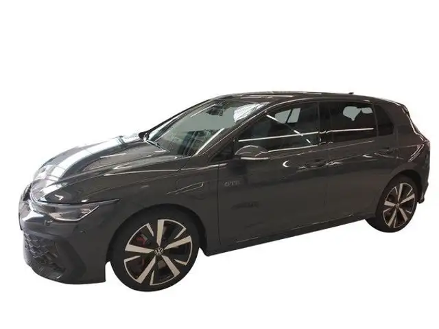 Volkswagen Golf GTE VIII PHASE 2  1.5 eHybrid 272 CV DSG 6 *DCC* MATRI