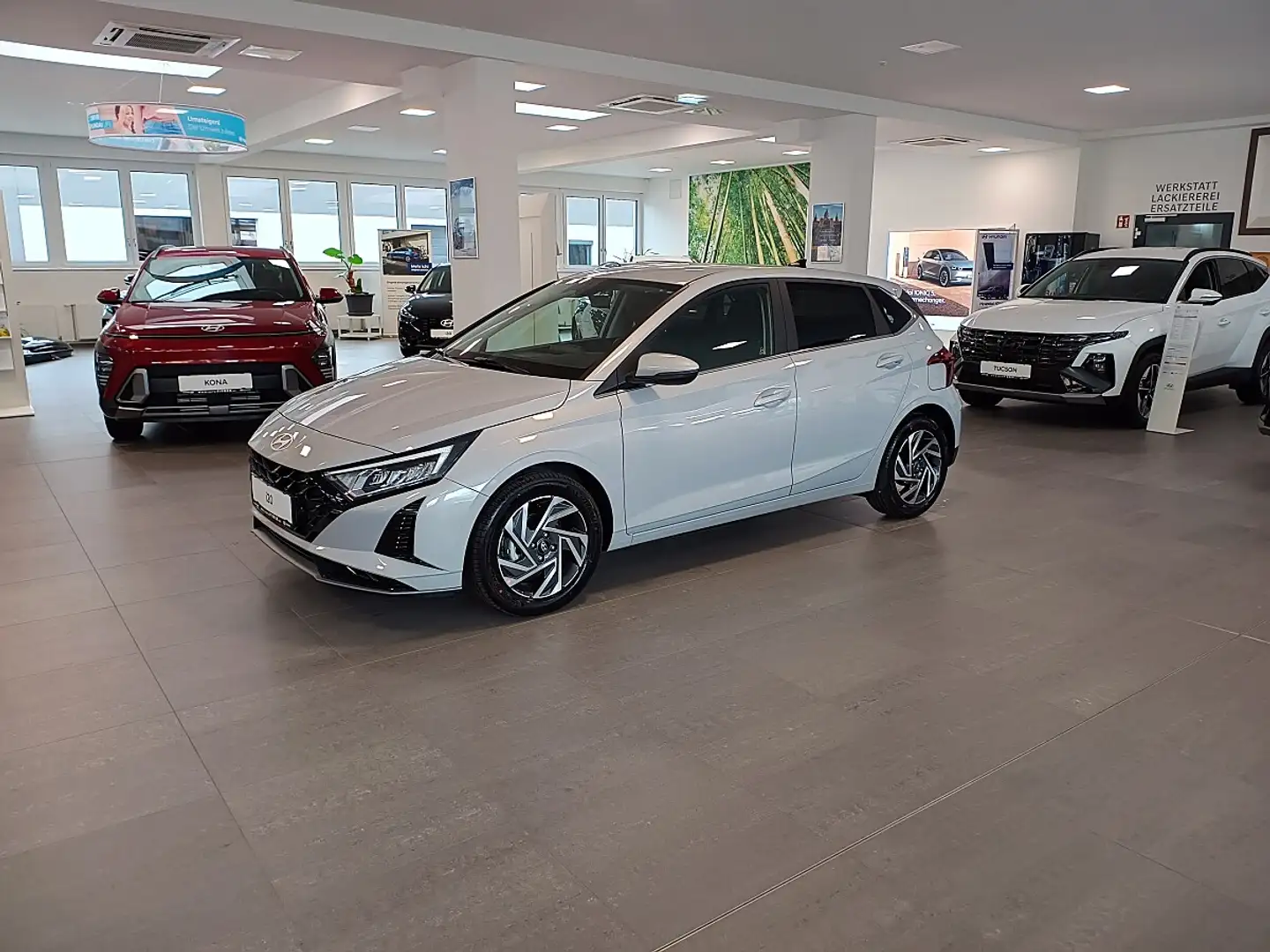 Hyundai i20 1,2 MPI GO PLUS *LED* *RFK* *BARKAUFPREIS* Grau - 2