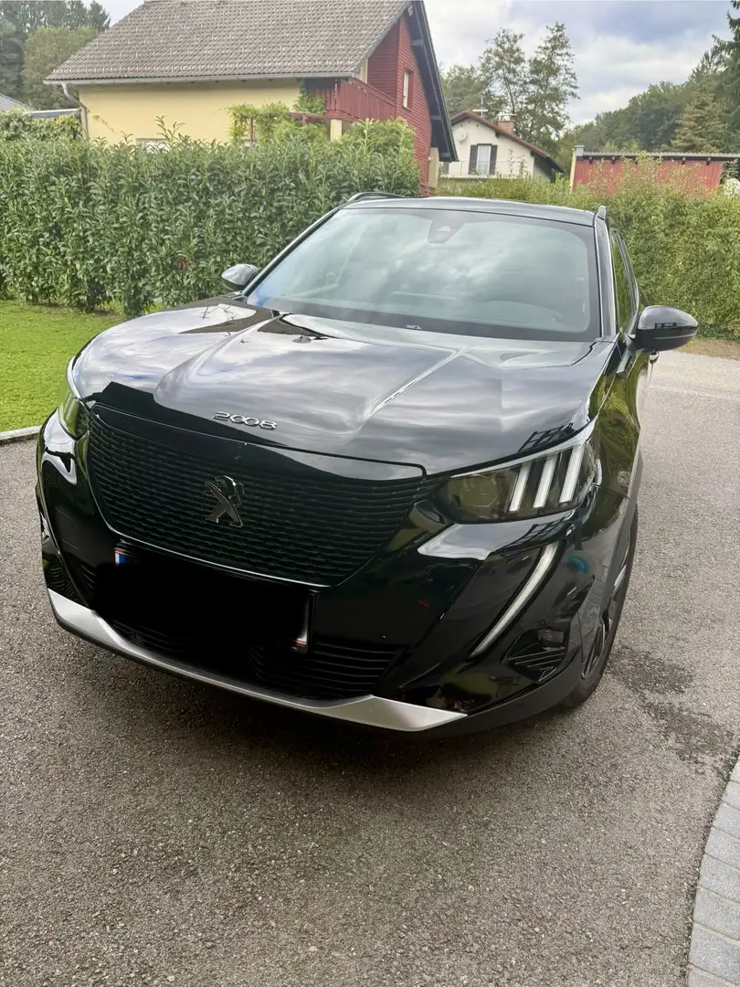 Peugeot 2008 e 2008 GT - 1