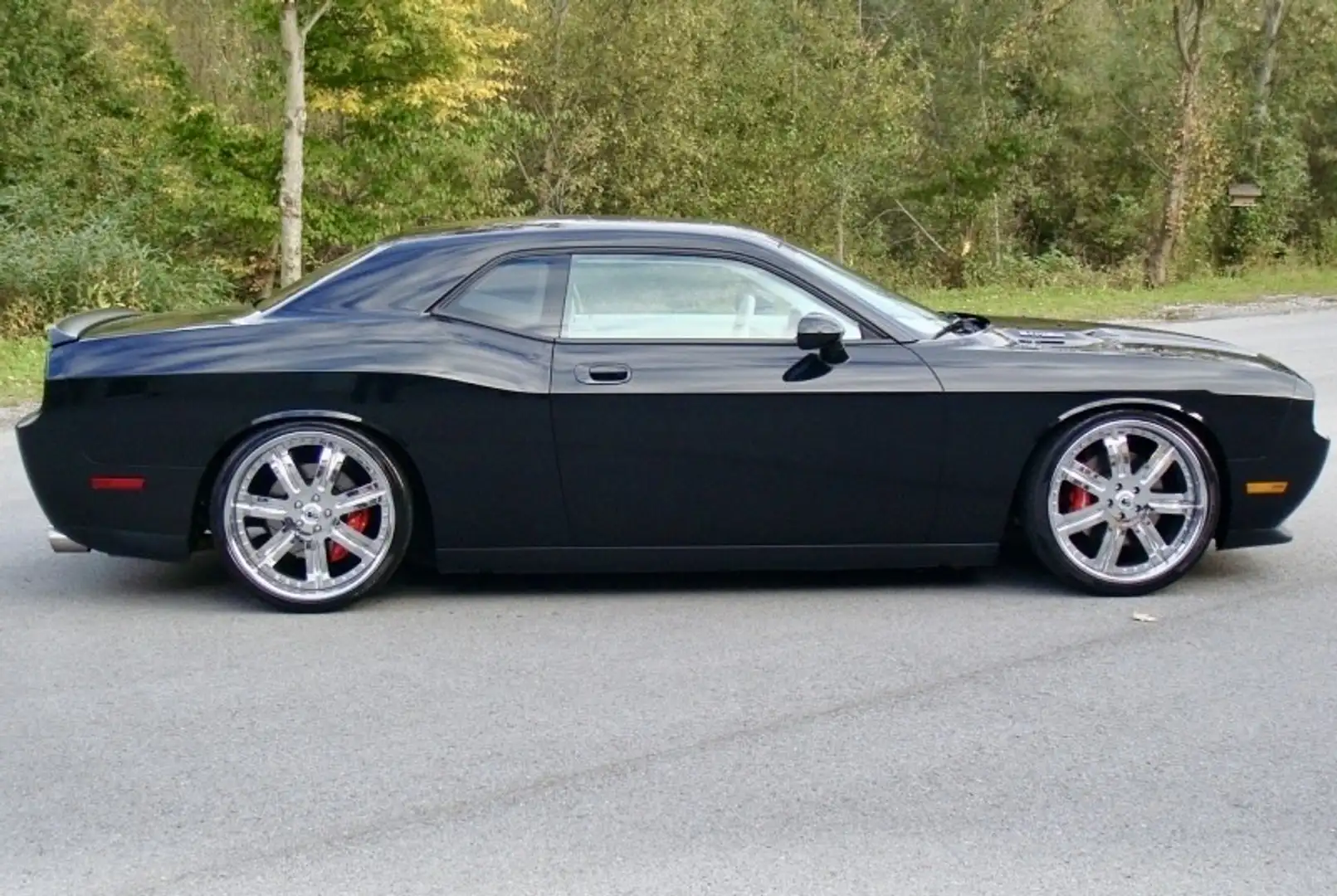Dodge Challenger SRT8 Schwarz - 2