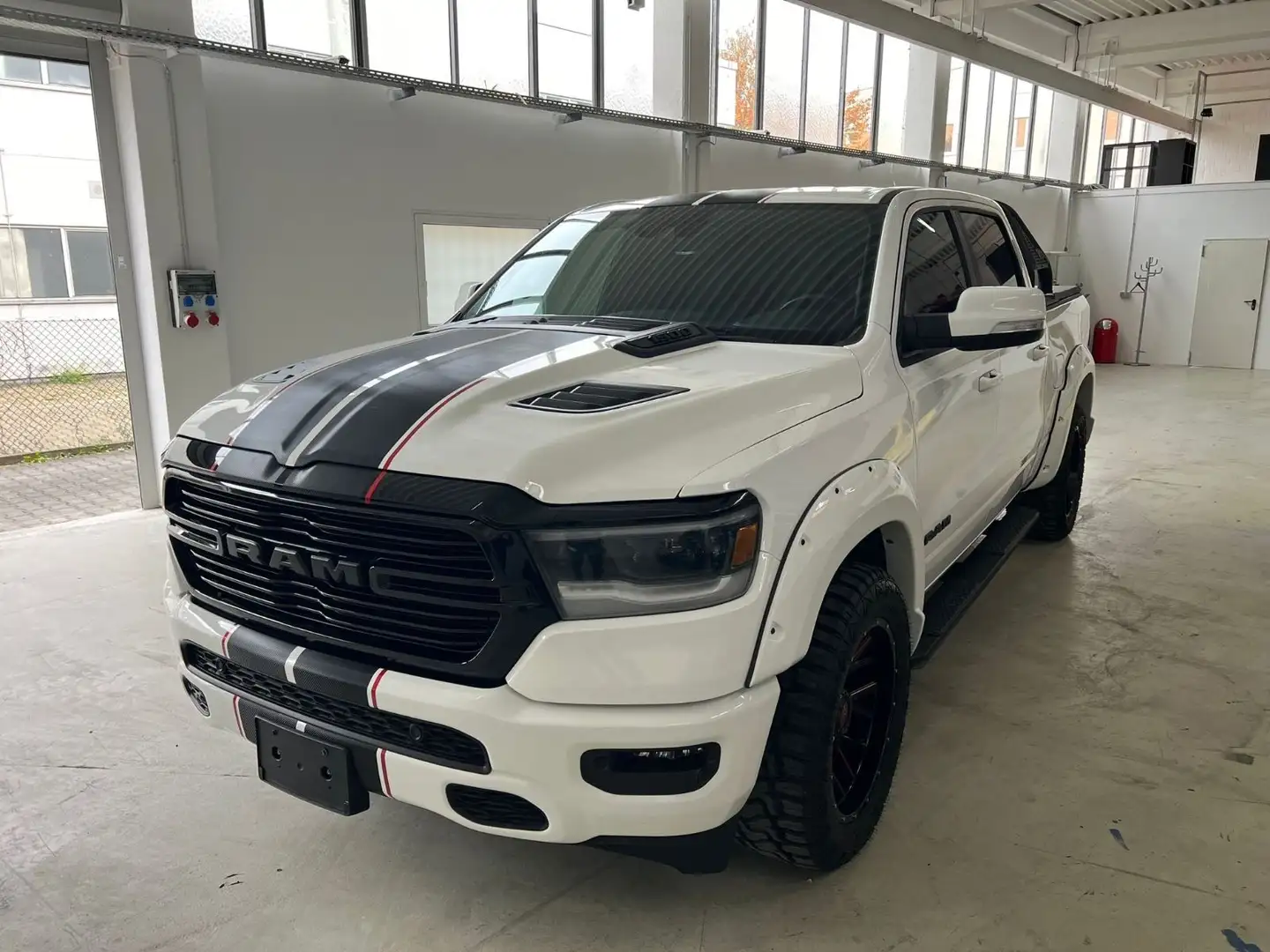 Dodge RAM 4x4 Sport Weiß - 2