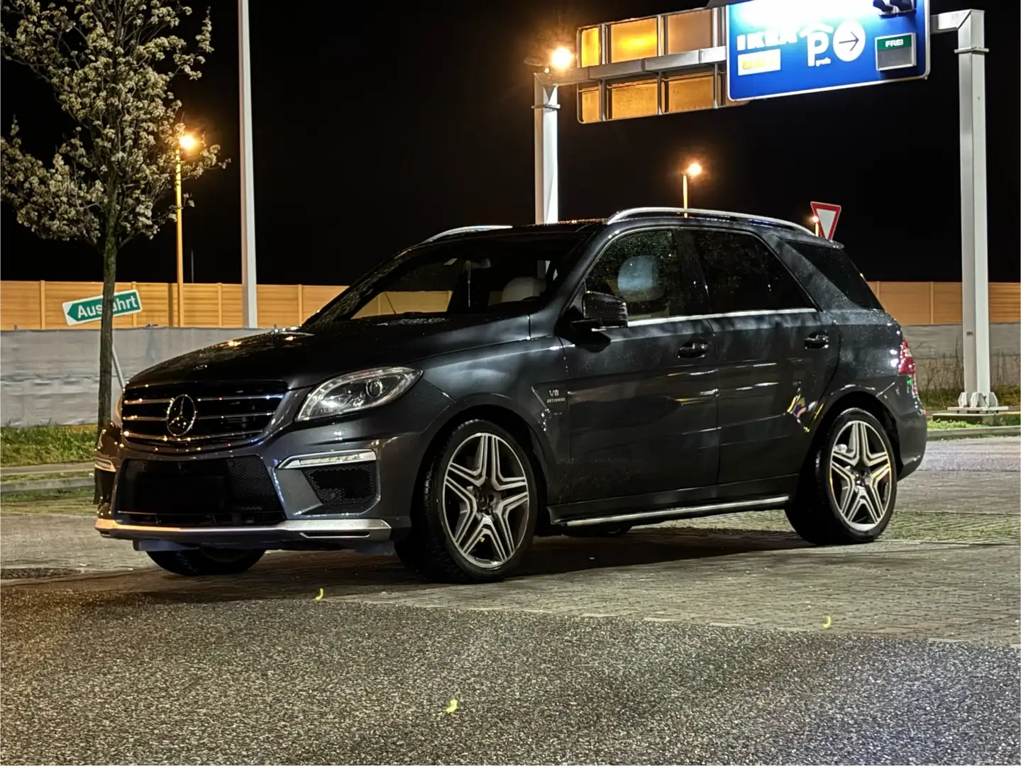 Mercedes-Benz ML 63 AMG Aut. - 1