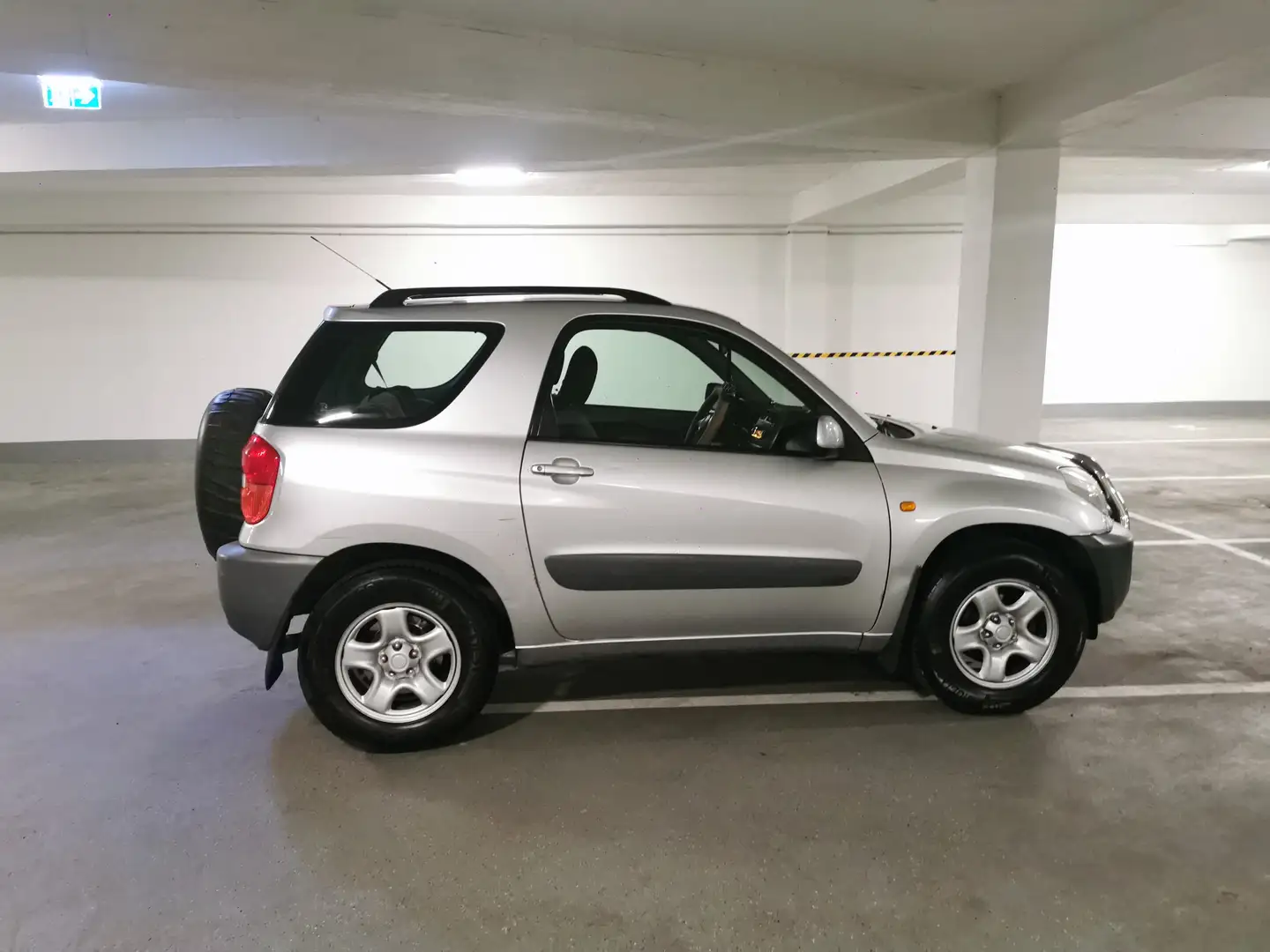 Toyota RAV 4 RAV4 1,8 VVT-i 2WD Ezüst - 2
