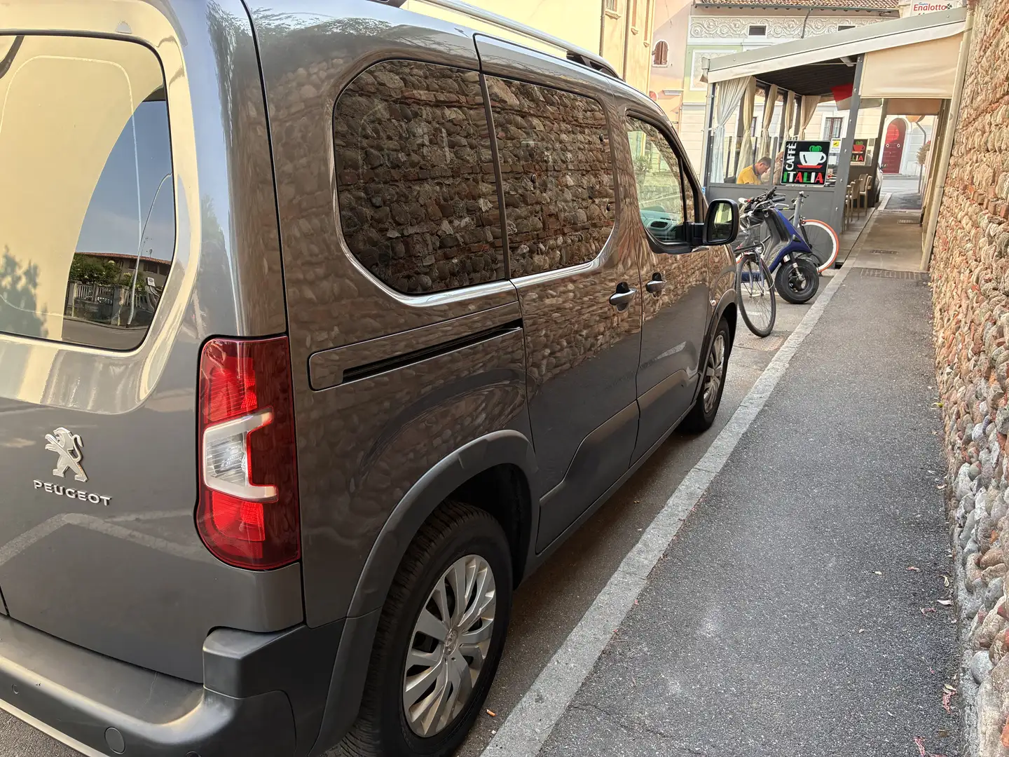 Peugeot Rifter 1.5 bluehdi Allure s&s 130cv eat8 - 1