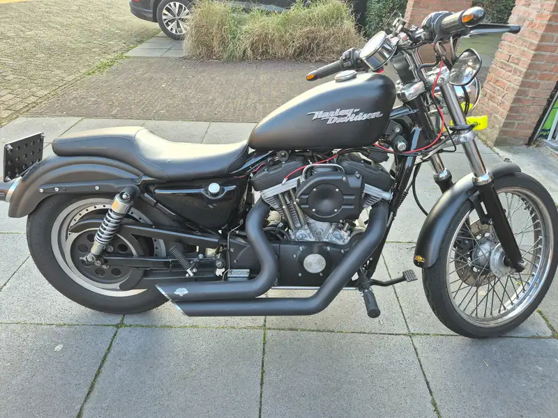 Harley-Davidson Sportster XL 883