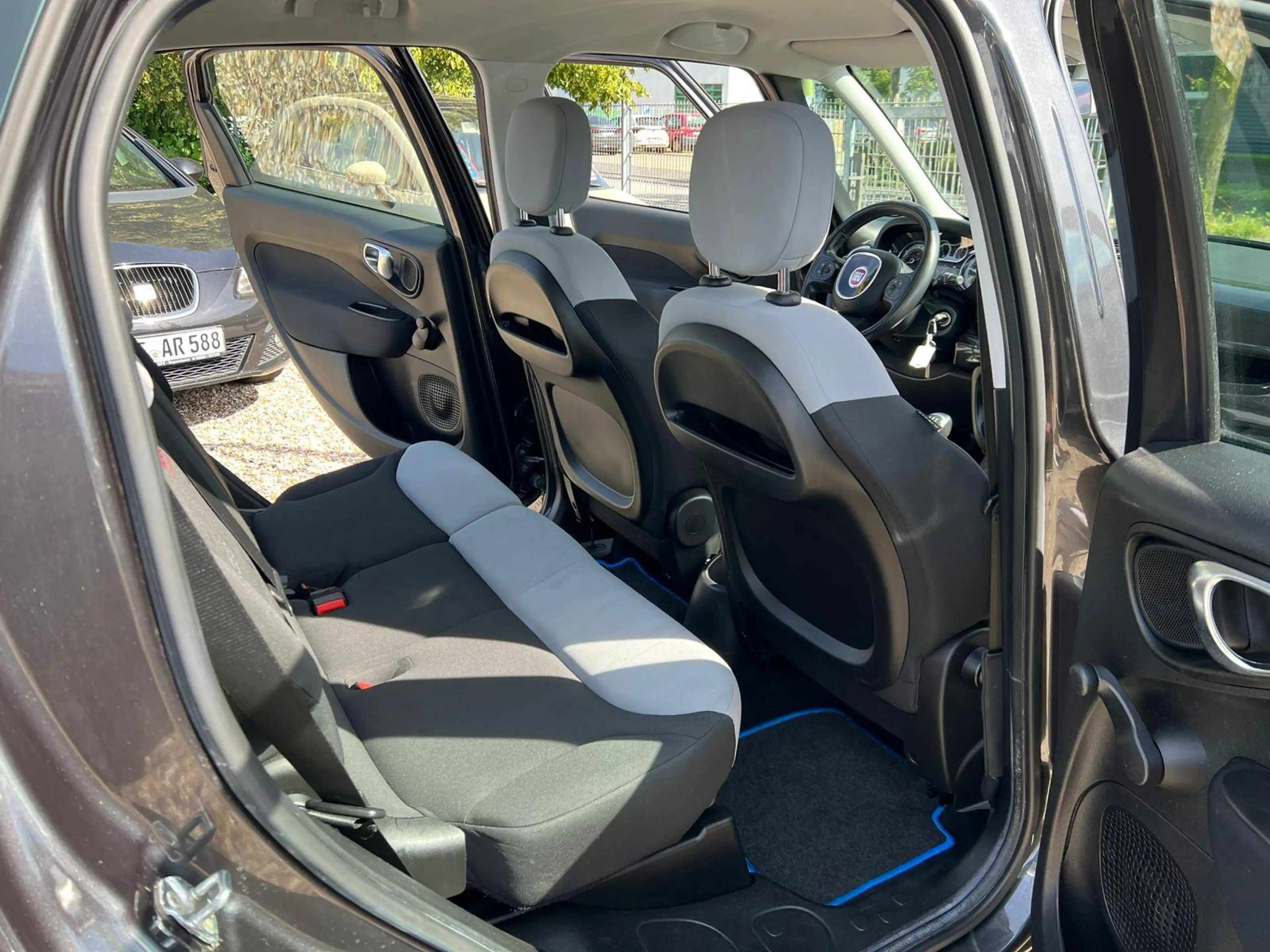 Fiat 500L Pop Star - TÜV NEU - Inspektion Neu — photo 8