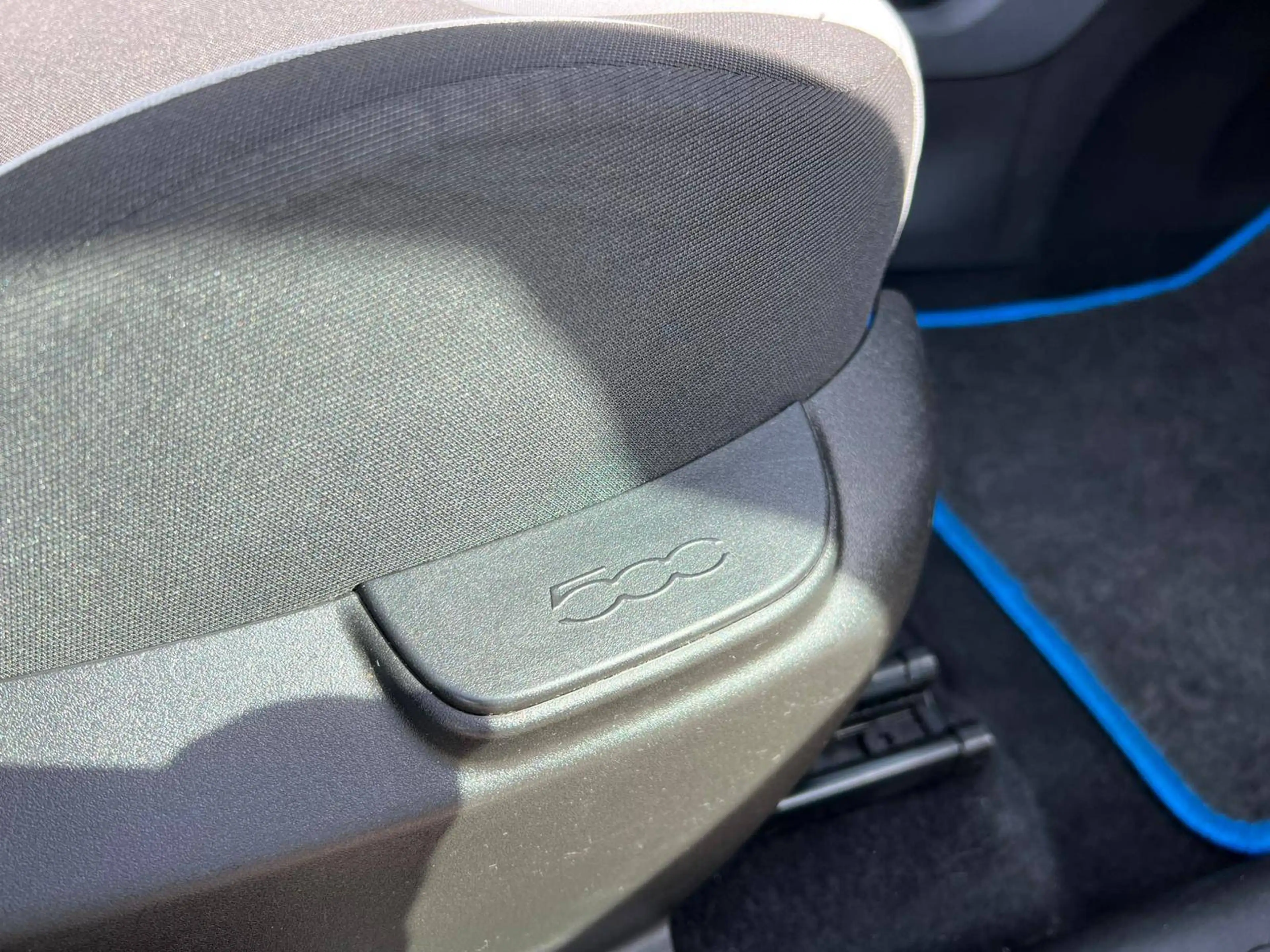 Fiat 500L Pop Star - TÜV NEU - Inspektion Neu — photo 15