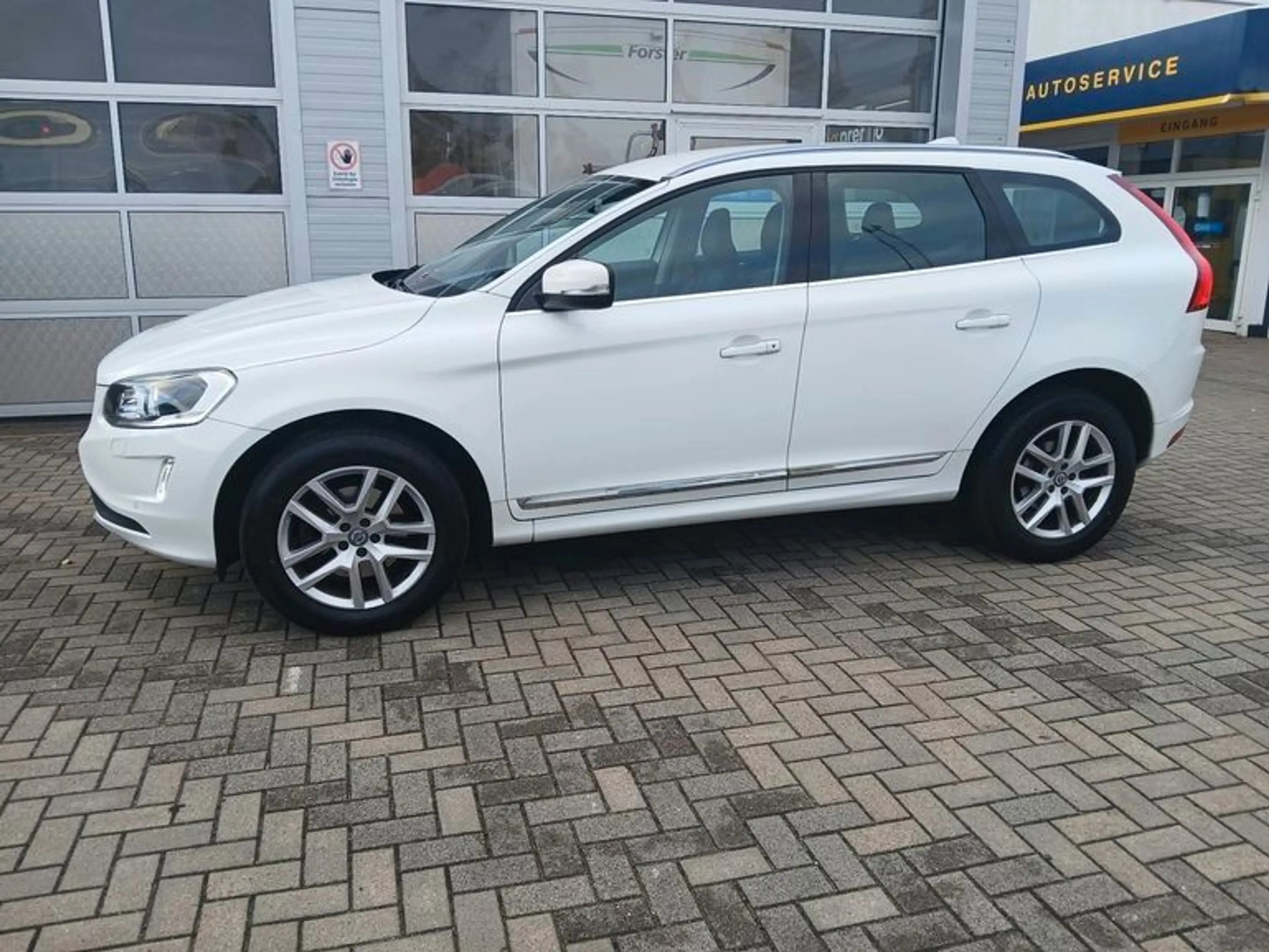 Volvo XC60 XC60 Summum 2WD — photo 8