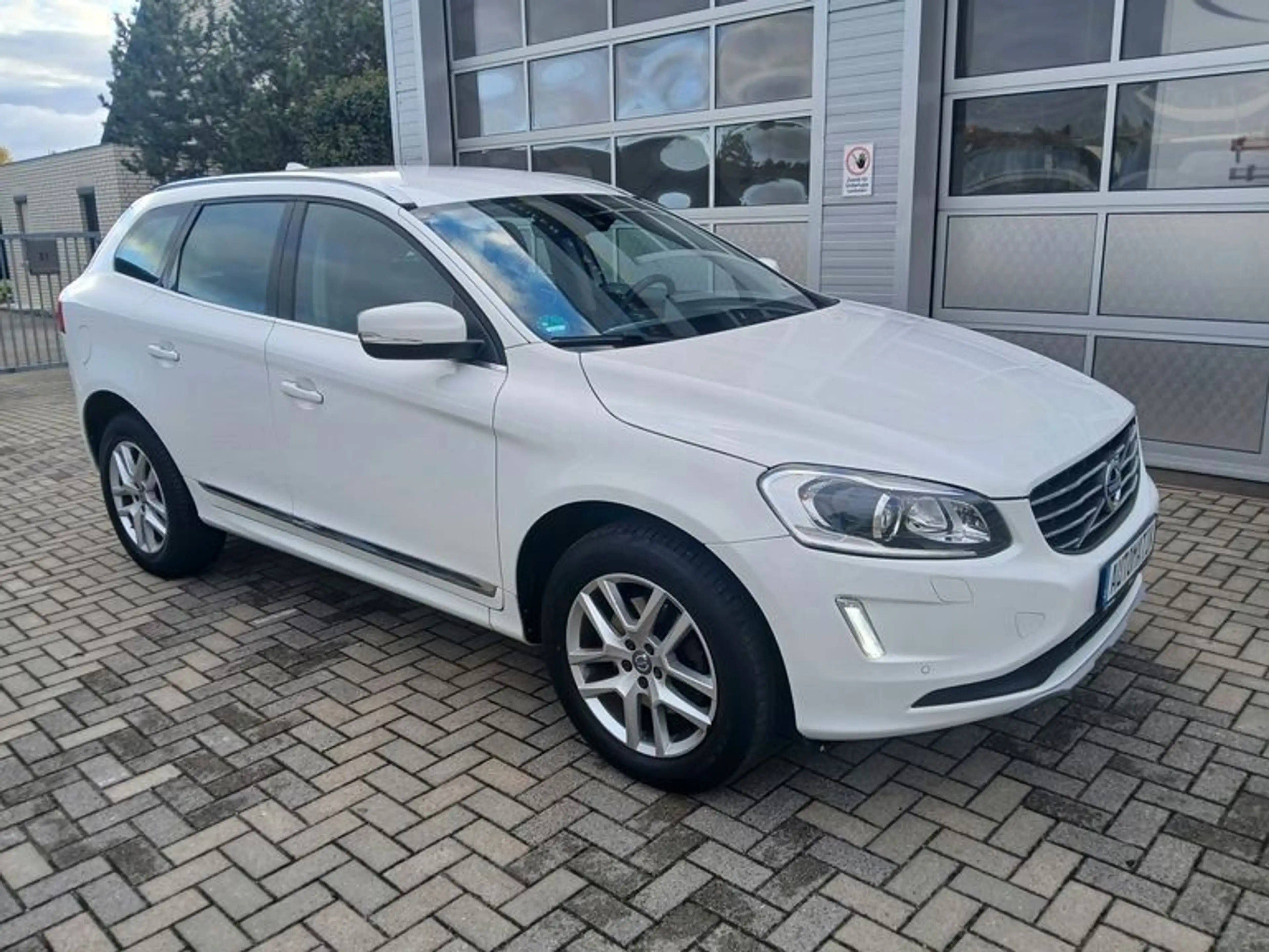 Volvo XC60 XC60 Summum 2WD — photo 3