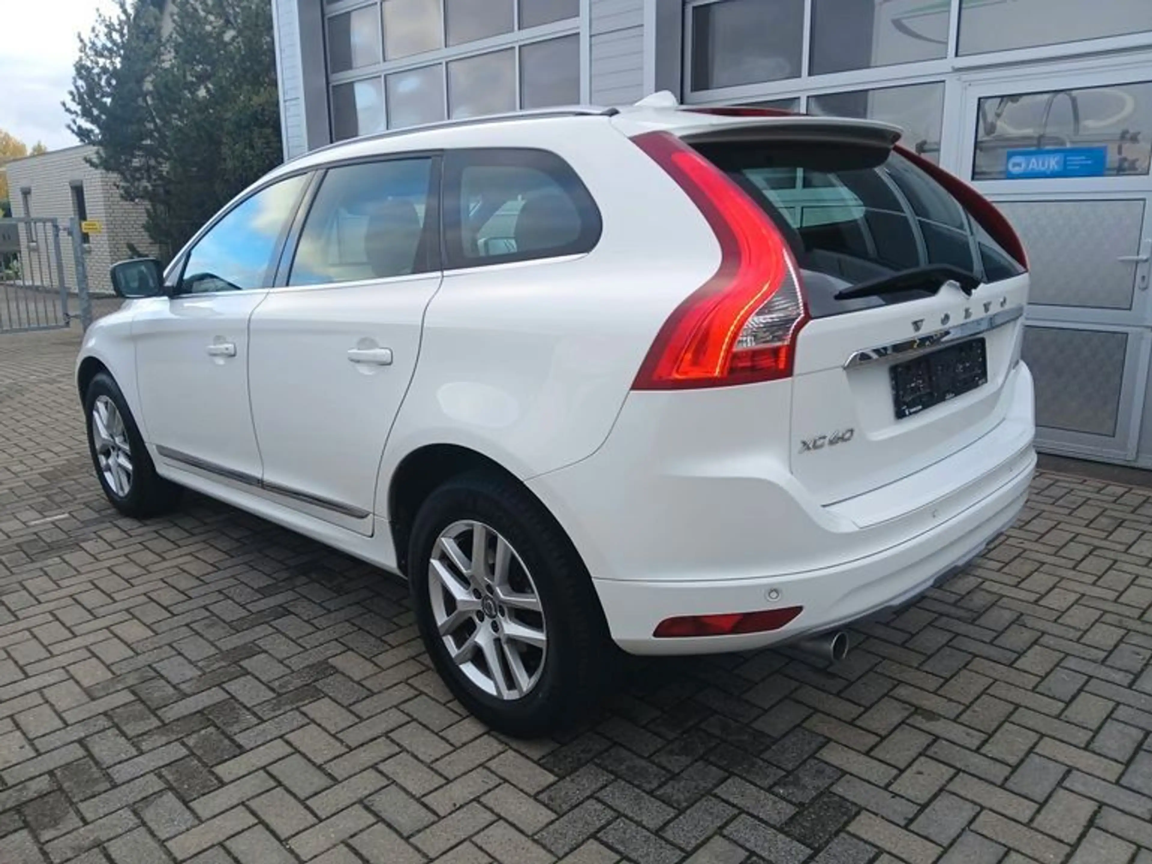Volvo XC60 XC60 Summum 2WD — photo 7