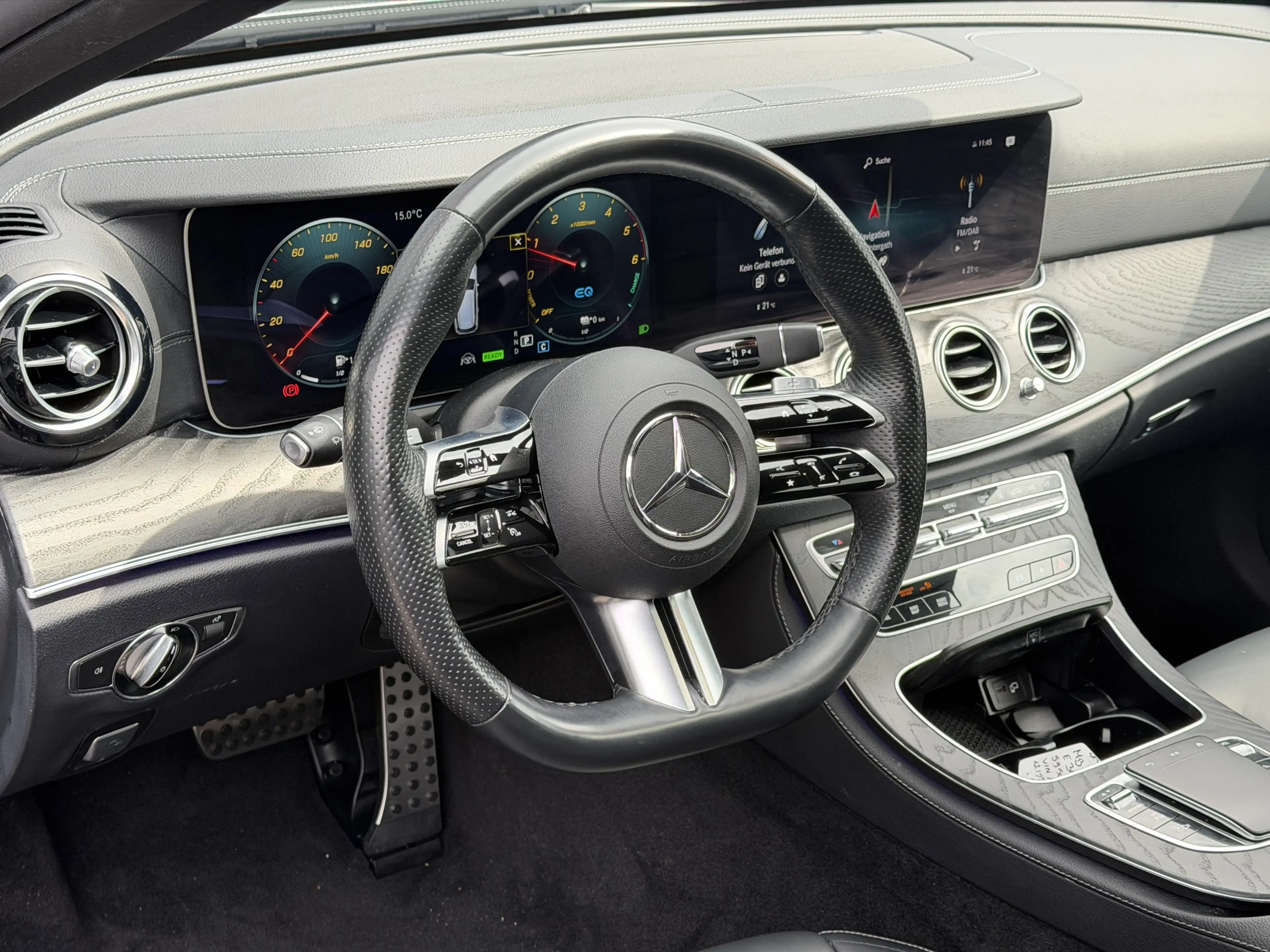 Mercedes-Benz E 300 de T 4Matic9G-TRONIC AMG Line | AHK — photo 12