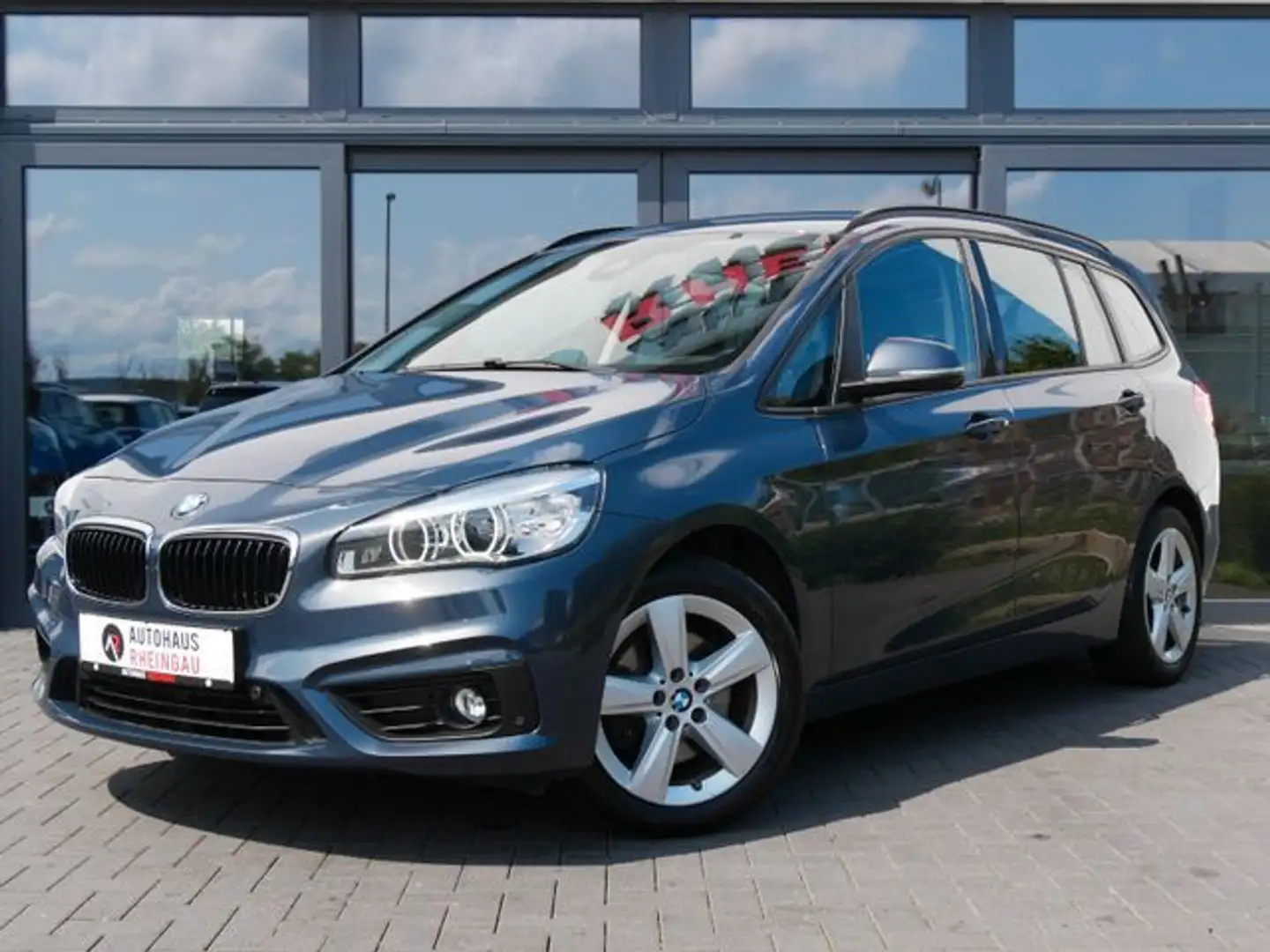 BMW 218 218d Gran Tourer 7-Sitzer! Navi! LED! Kamera! Grau - 1