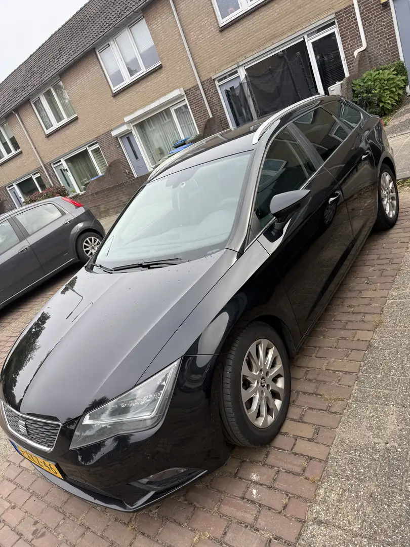 SEAT Leon 1.6 TDI Eco. L. Sp. Zwart - 2