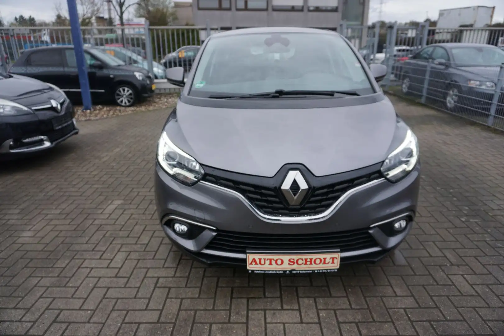 Renault Scenic IV Experience Grau - 2