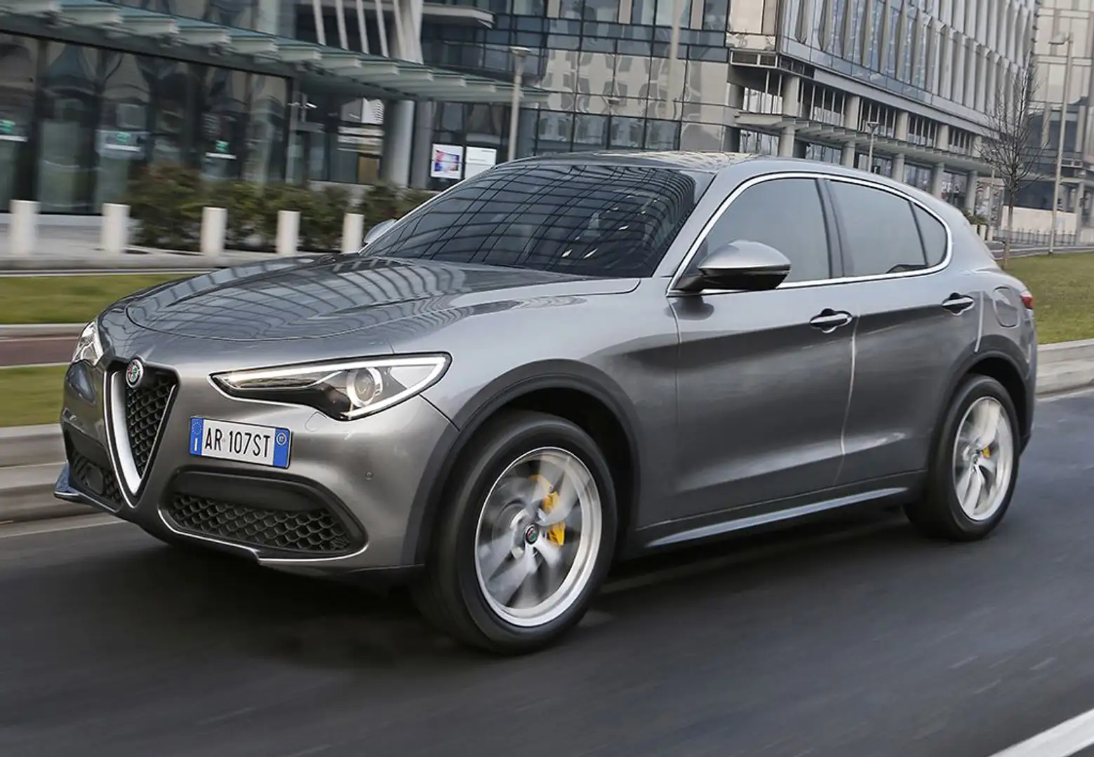 Alfa Romeo Stelvio 2.2 Intensa RWD Aut. 160 - 2