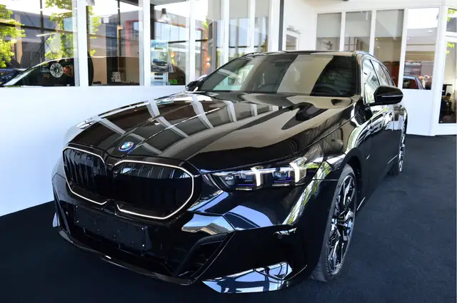 BMW 550