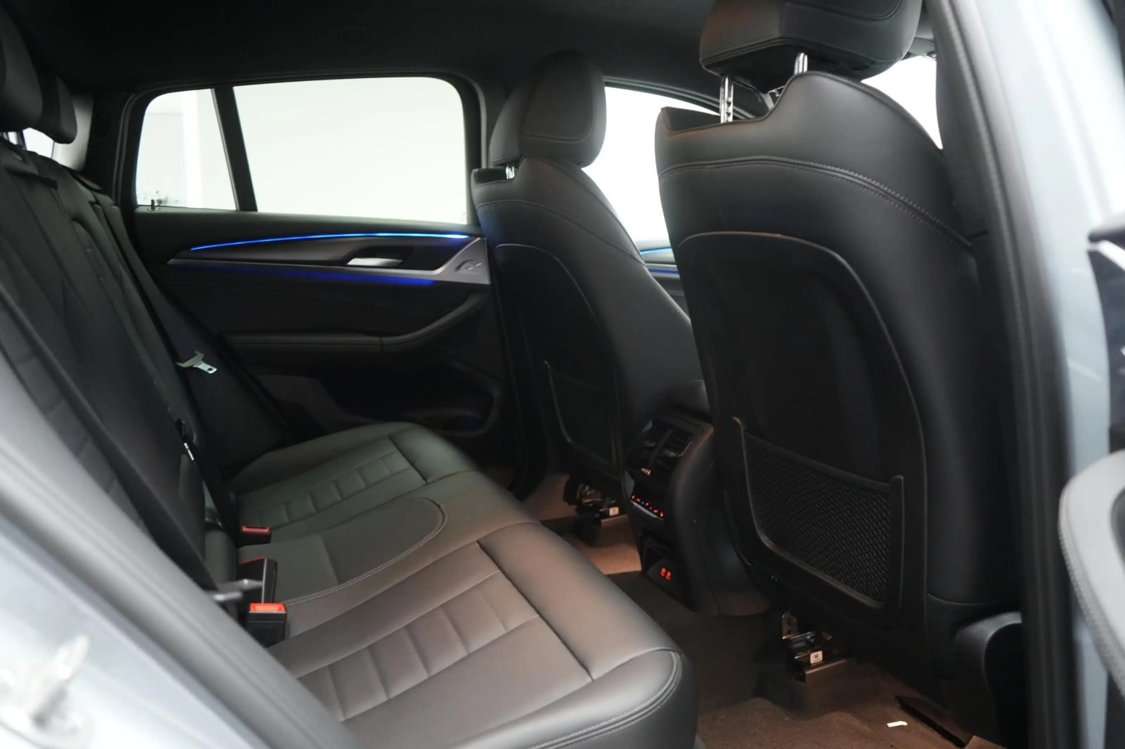 BMW X4 xDrive30i M Sport Leder/ACC/Kamera/Virtual/ — photo 9