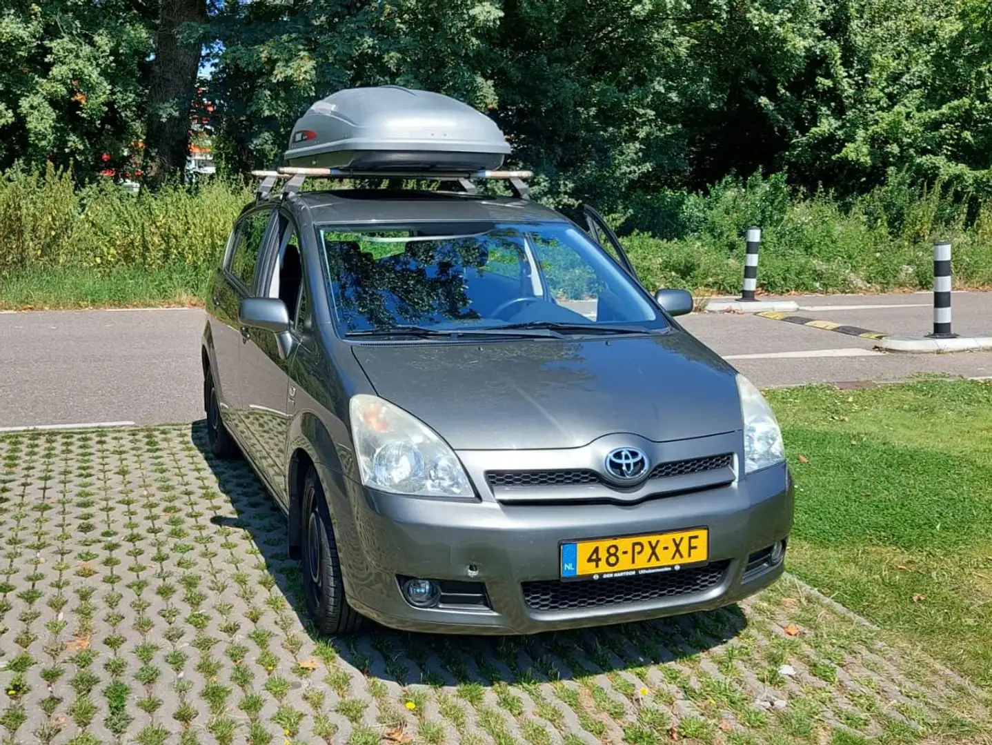 Toyota Corolla Verso Corolla Verso 1.8 VVT-i Sol Gris - 1