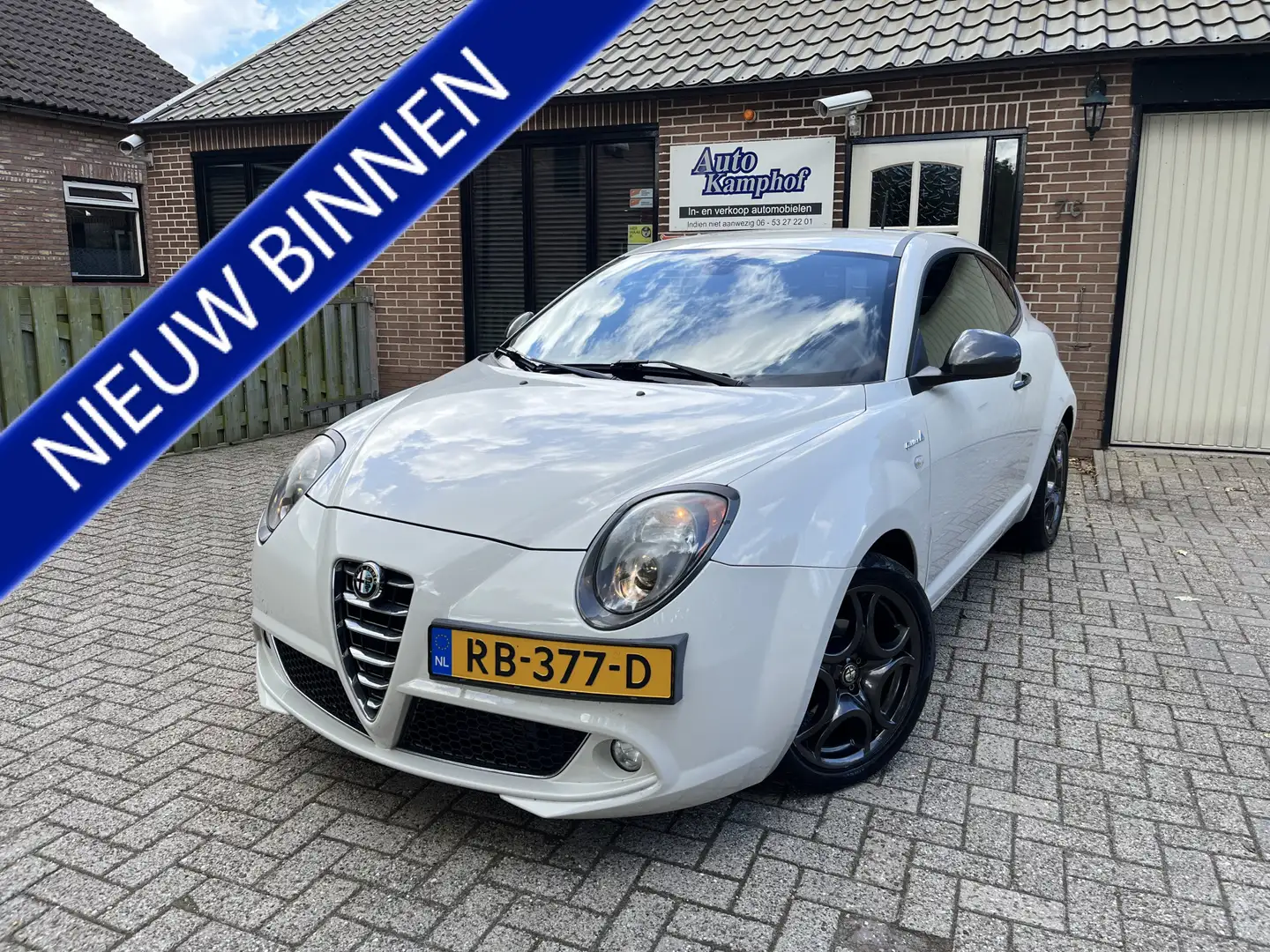 Alfa Romeo MiTo 0.9 TwinAir Distinctive QV-line Bílá - 1
