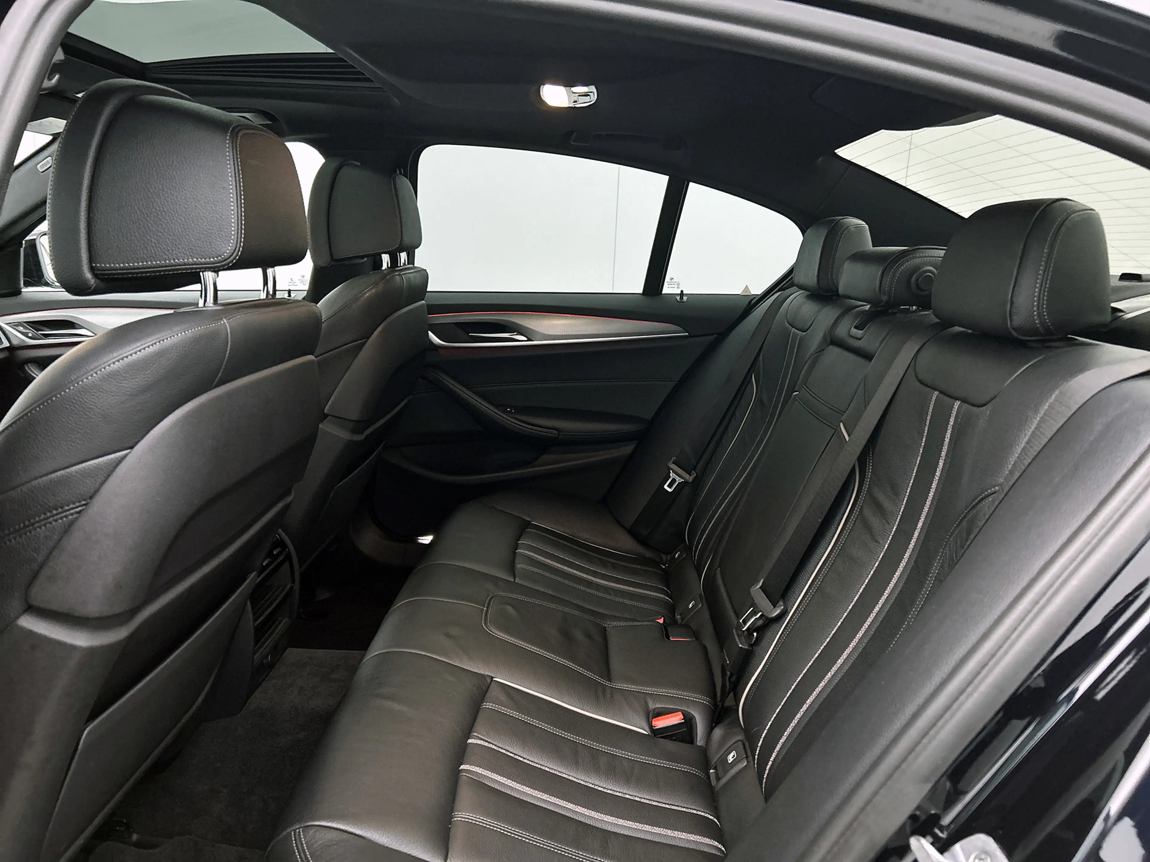 BMW 540 5-serie 540i High Executive M Sport | Schuifdak | — photo 29